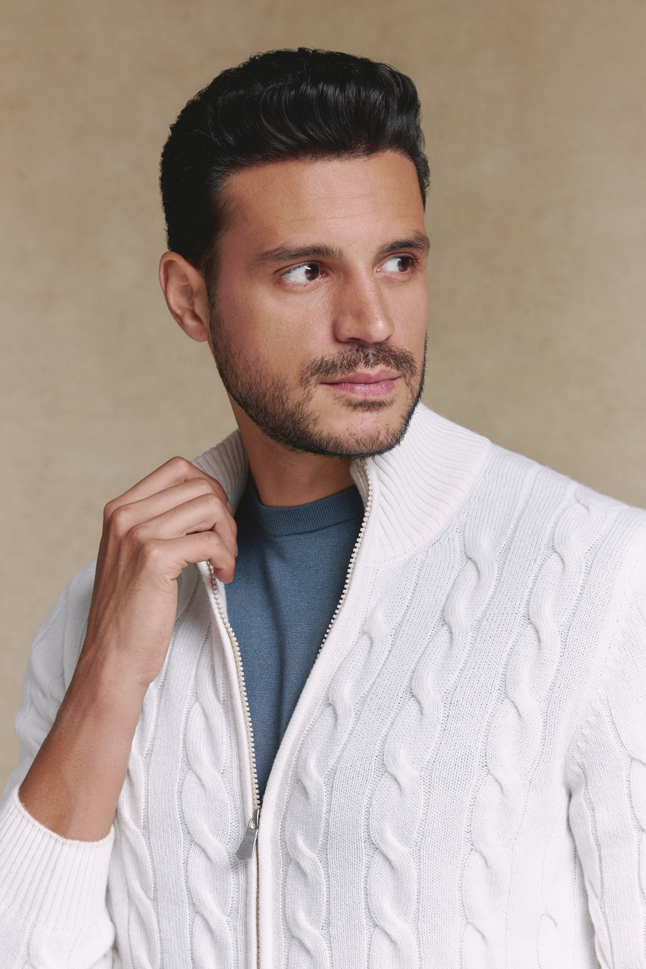 Turi Prive lookbook. Fashion and model test photographer based in Dubai and Abu-Dhabi