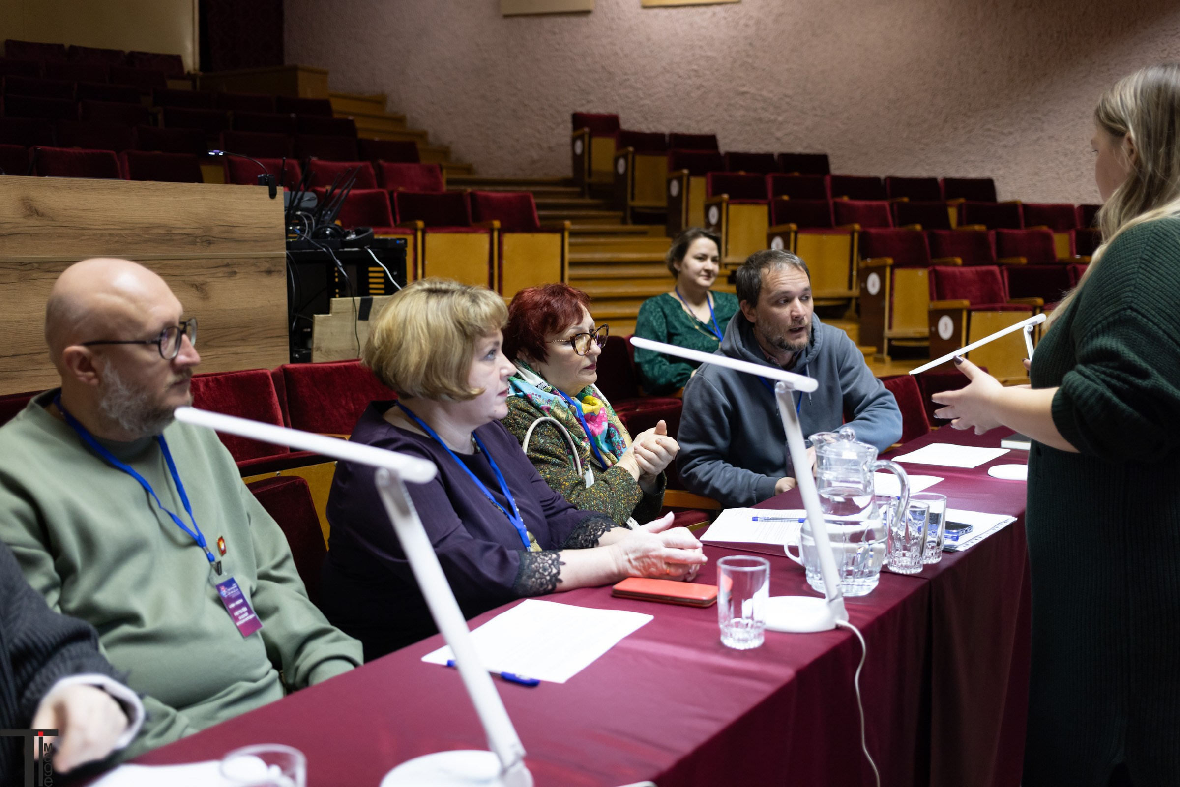 Театральная Вятка 2025. Имидж Технологии — репортажная фотография в Кирове Кировской области. Производство сувенирных магнитов, заливных этикеток и значков