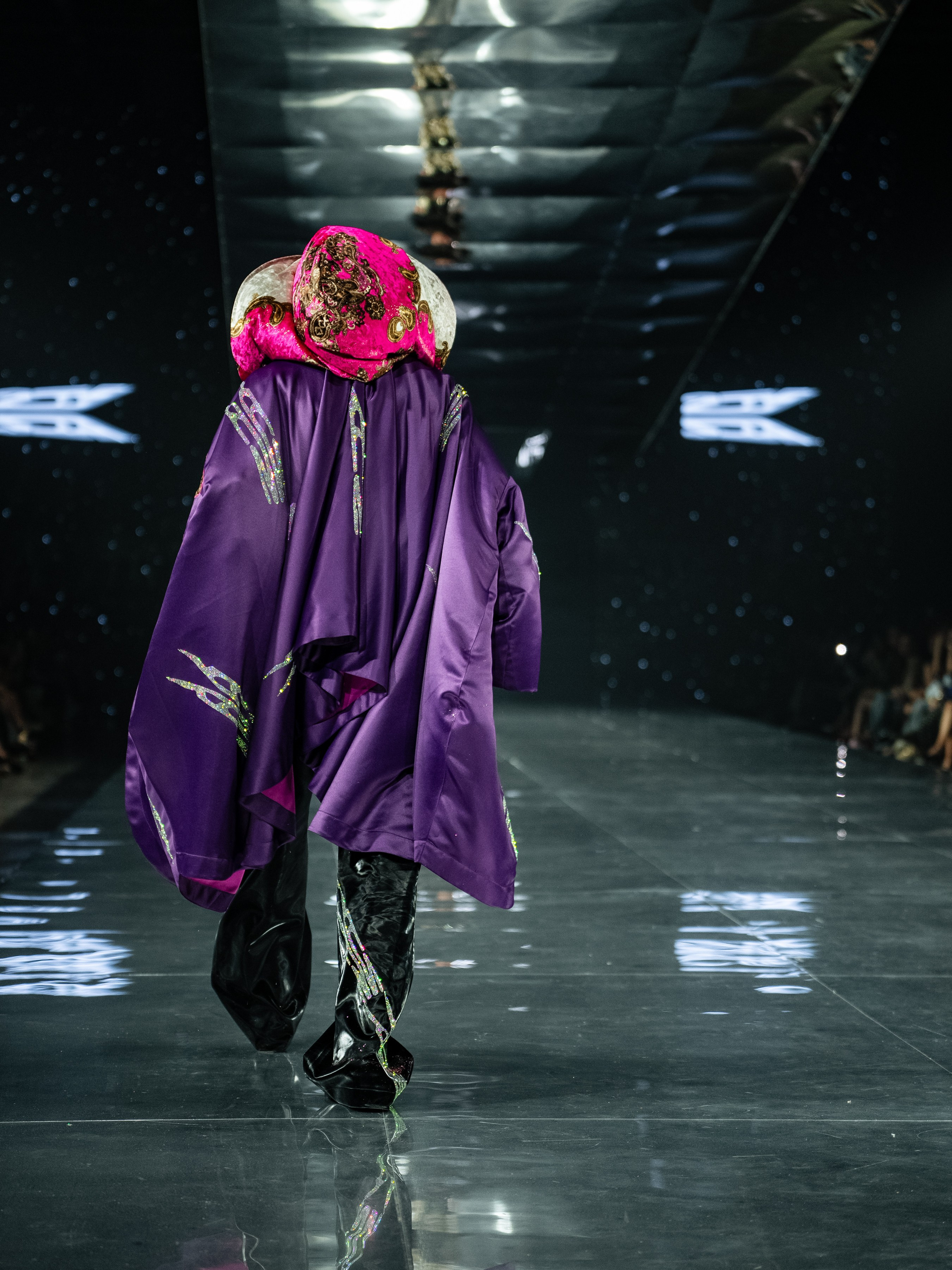 Visa Fashion Week YESYES. Сайт Алматинского НЮ АРТ, будуар и фэшн фотографа Дениса Карпенко