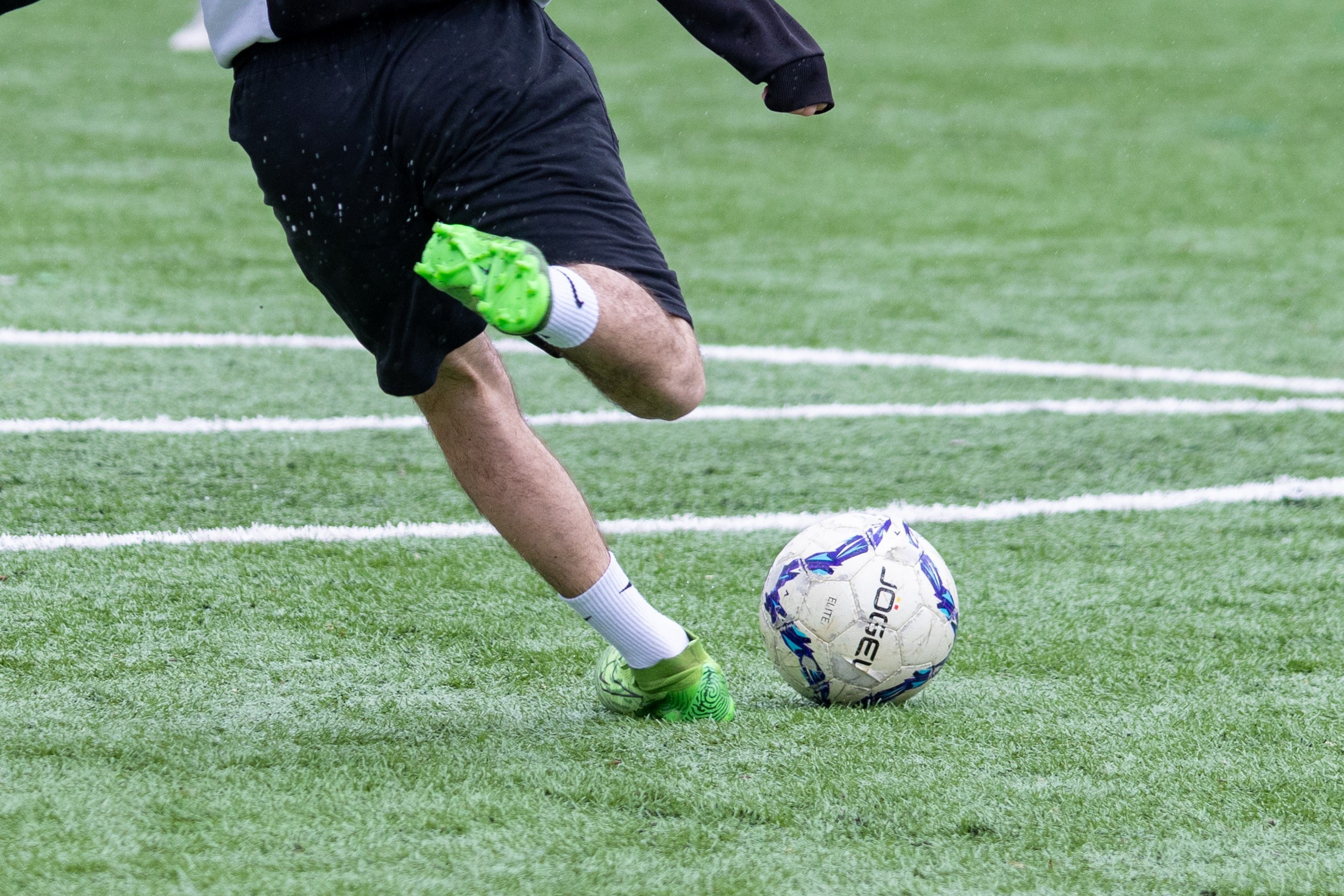 Товарищеский матч по футболу между ФК «Молодая Гвардия» и ФК «Культура». Олег Катакинов| Репортажный фотограф в городе у моря (Владивосток)