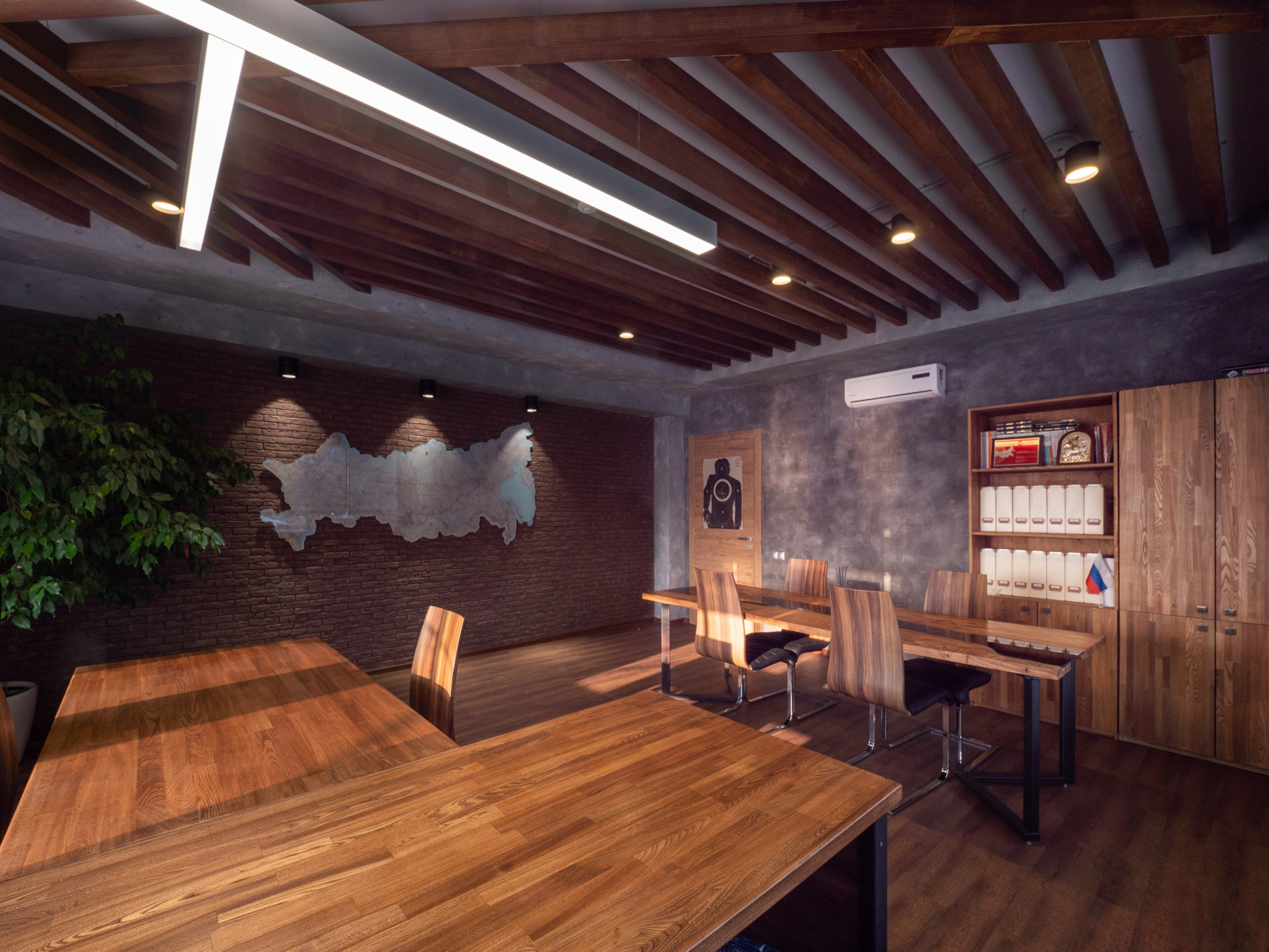 Офис компании «Амбар». Архитектурно-дизайнерское бюро ROOMS