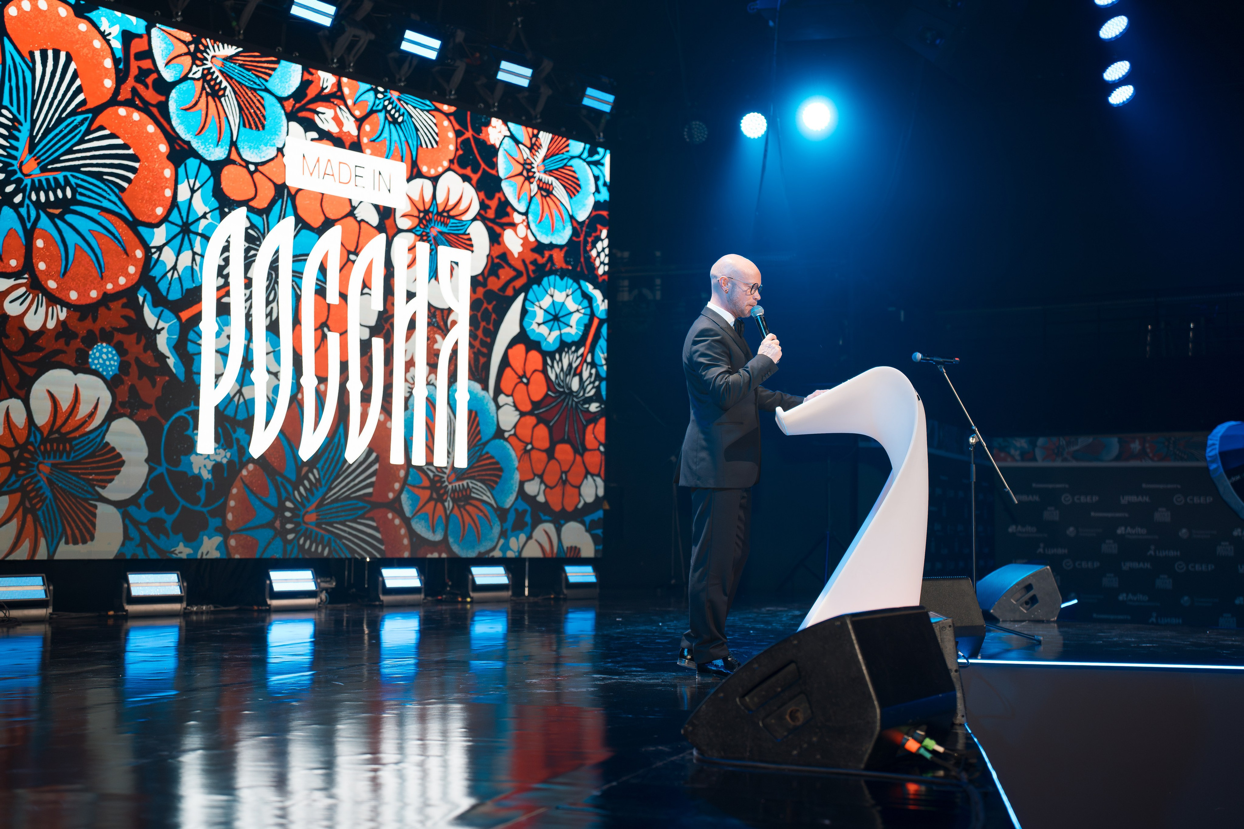 Репортажная съемка в Москве награждений, светских мероприятий, выпускных. Репортажный фотограф в Москве Вадим Галанин