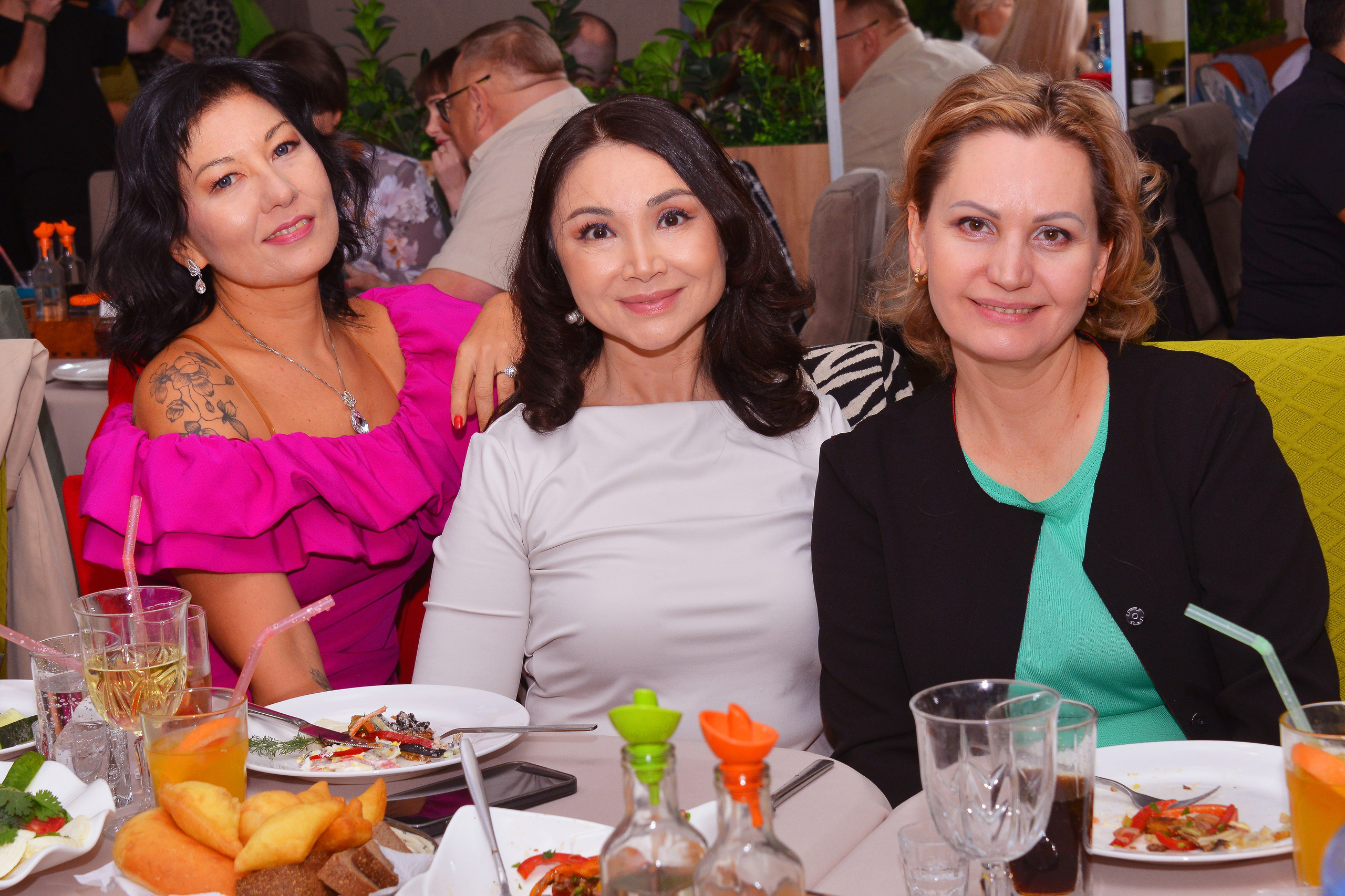 Юбилей. Фотосъёмка. Фотограф Сергей Авдеев-семейный и детский фотограф в Алматы