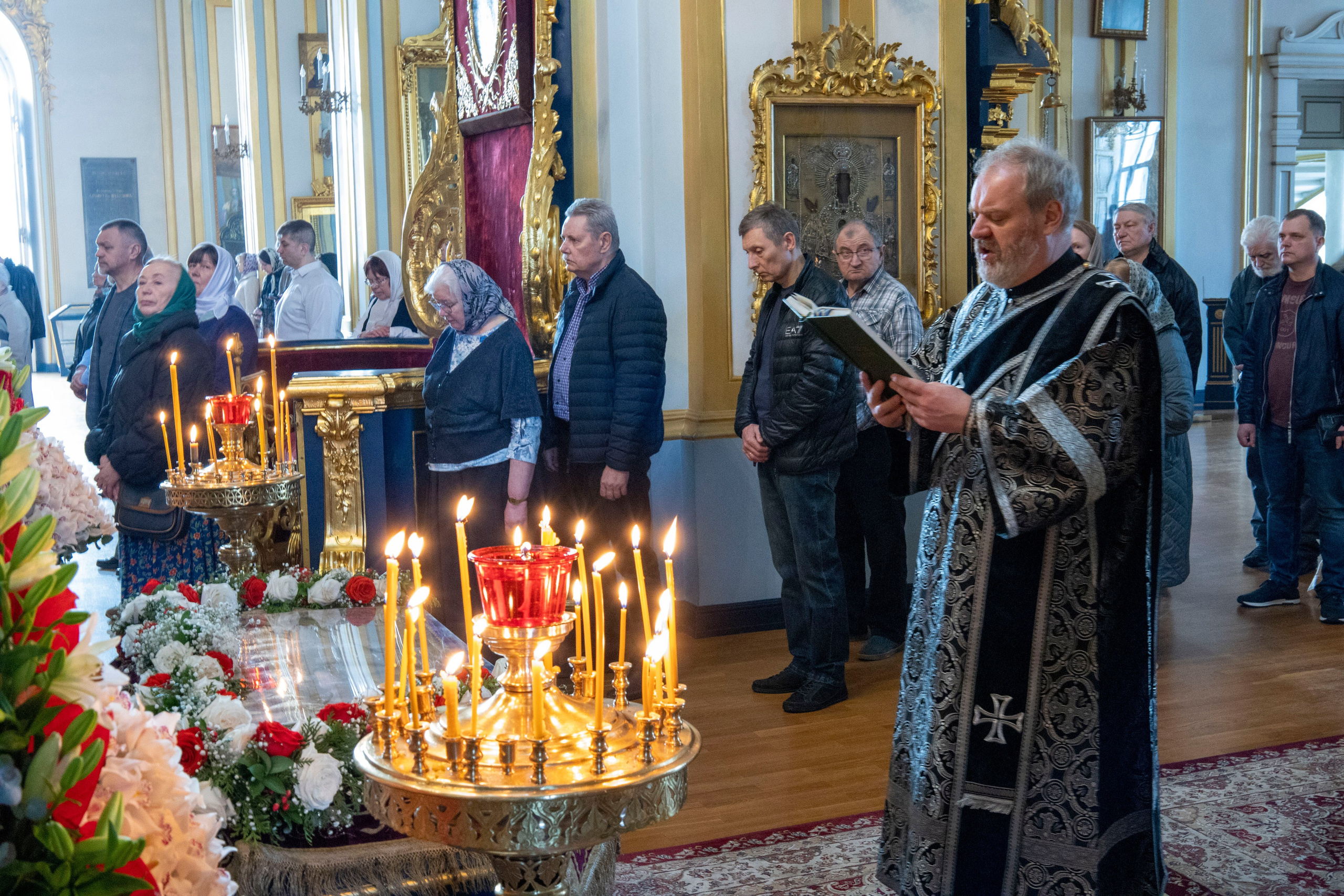 ВЕЛИКАЯ СУББОТА. НИКОЛО-БОГОЯВЛЕНСКИЙ МОРСКОЙ СОБОР