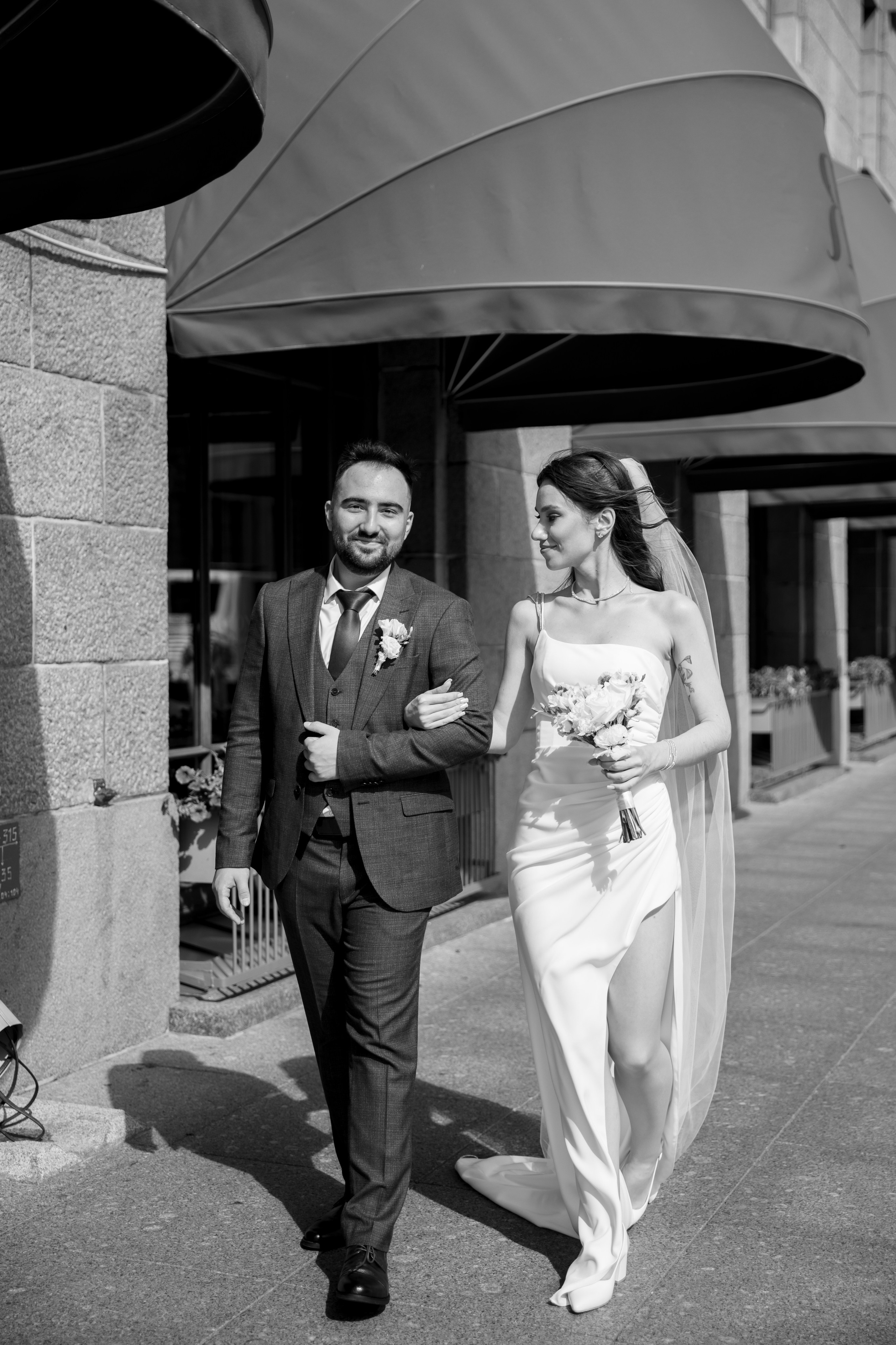 Анна и Александр / Прогулка + ЗАГС. Свадебный и семейный фотограф в Москве Диана Левченко