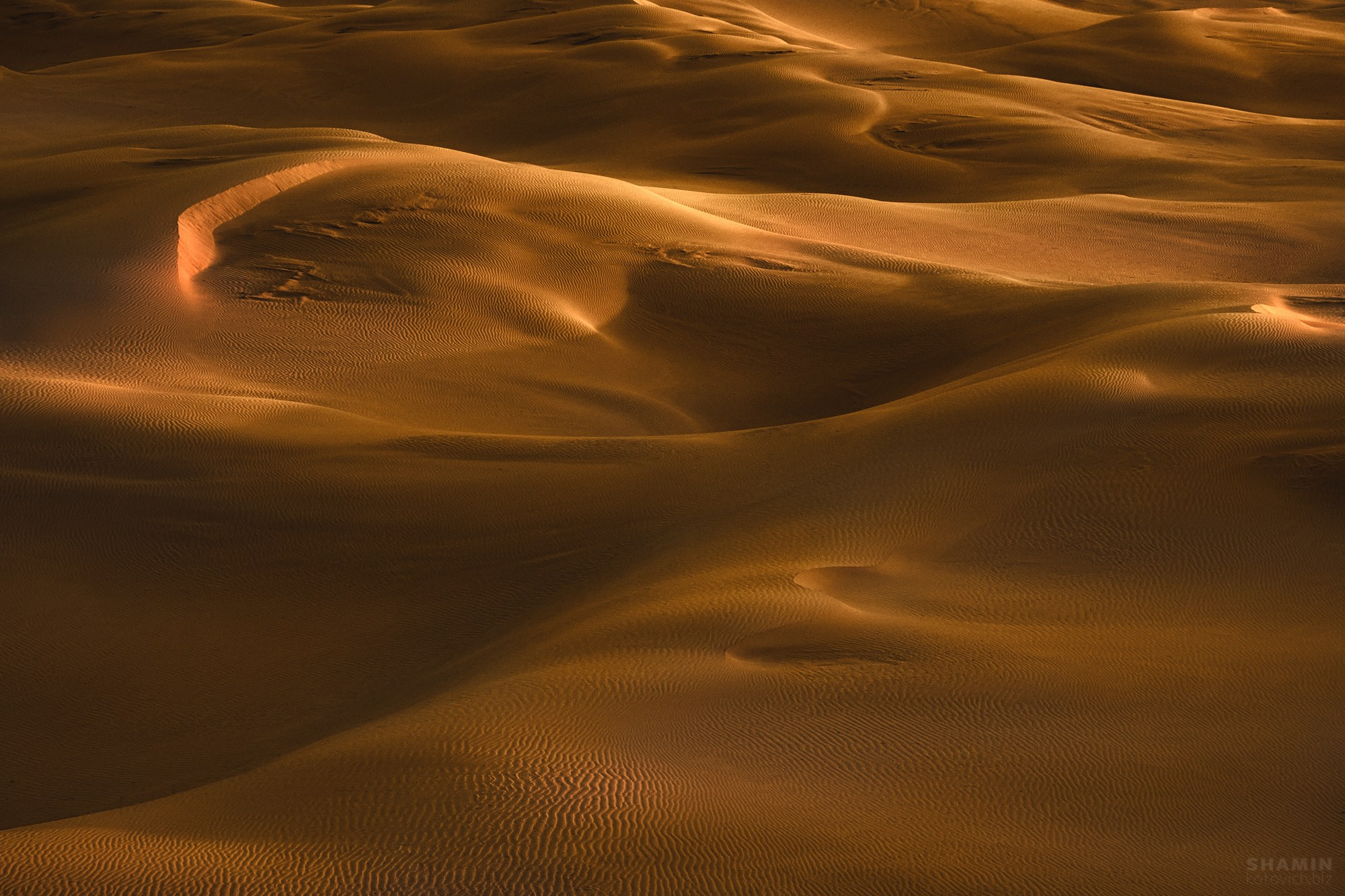 Пейзажи Казахстана и Мангистау — плато Устюрт, урочище Бозжыра, степи и каньоны западного Казахстана. Свет, тишина и контрасты пустынных ландшафтов. Фотограф Константин Шамин