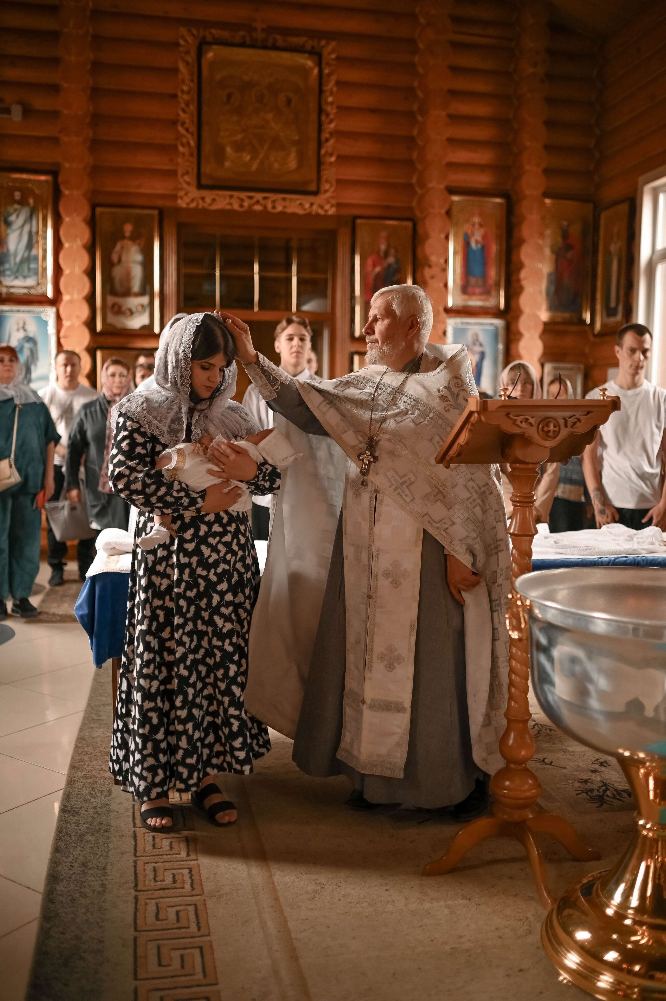 Таинство Крещение Василисы. Твой личный проводник к красивым фотографиям в Старом Осколе