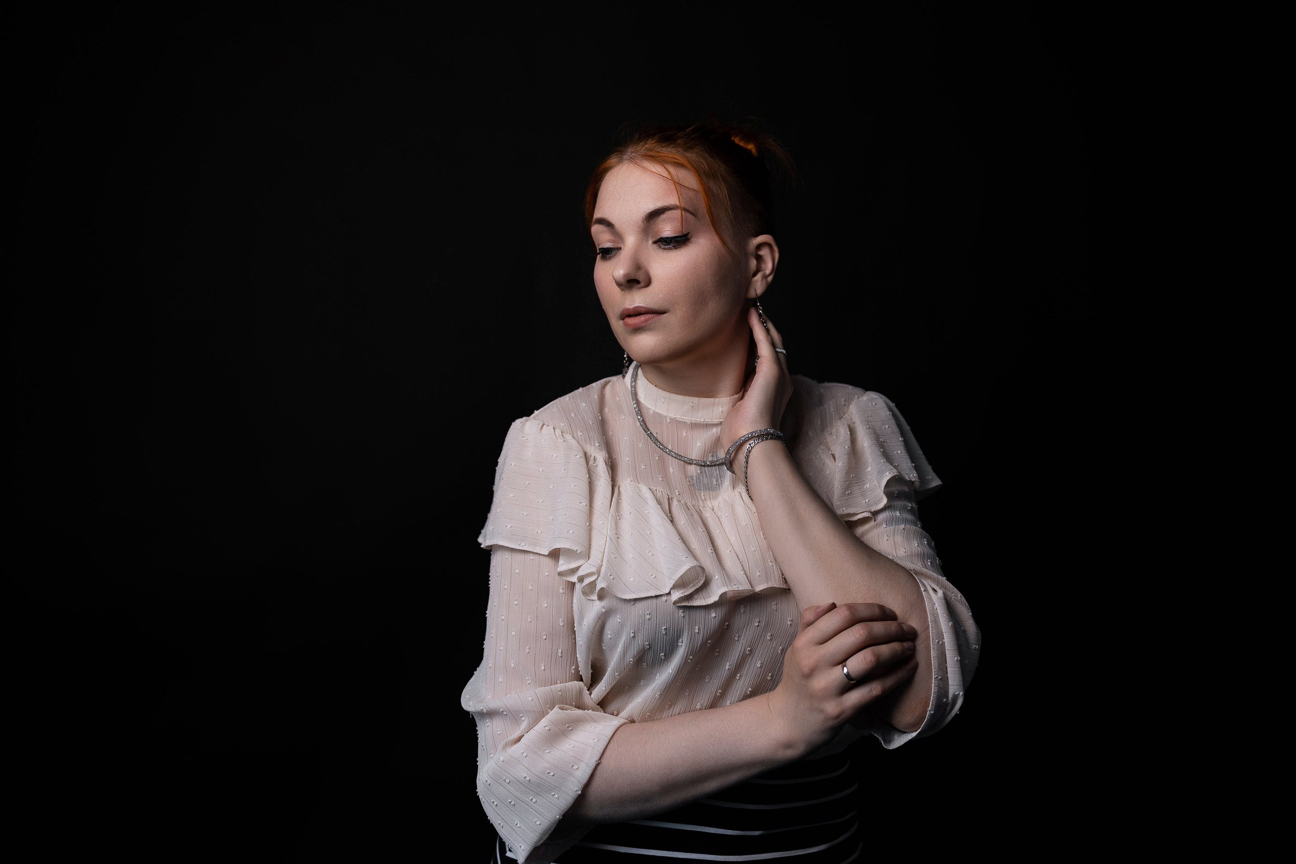 Ваши фотографии. Интерьерная фотостудия Background в Омске