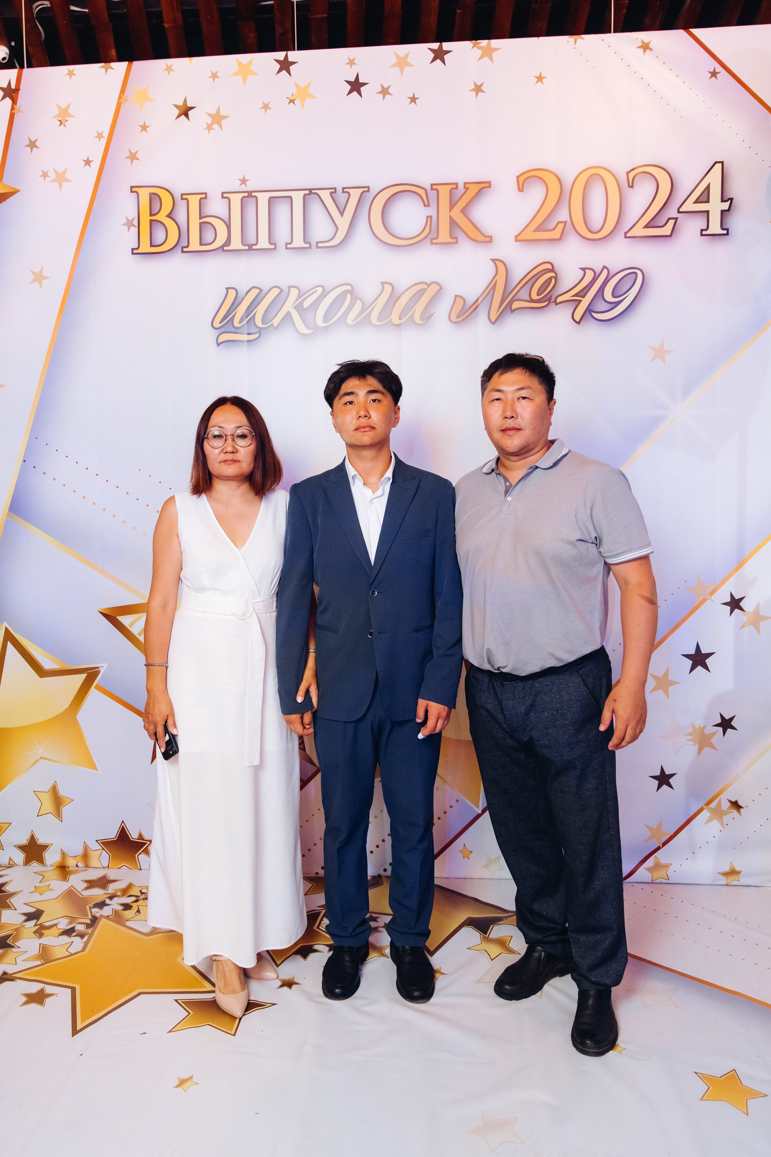 Выпускной вечер. 49 школа. Баран на корове. Свадебный и семейный фотограф в Улан-Удэ