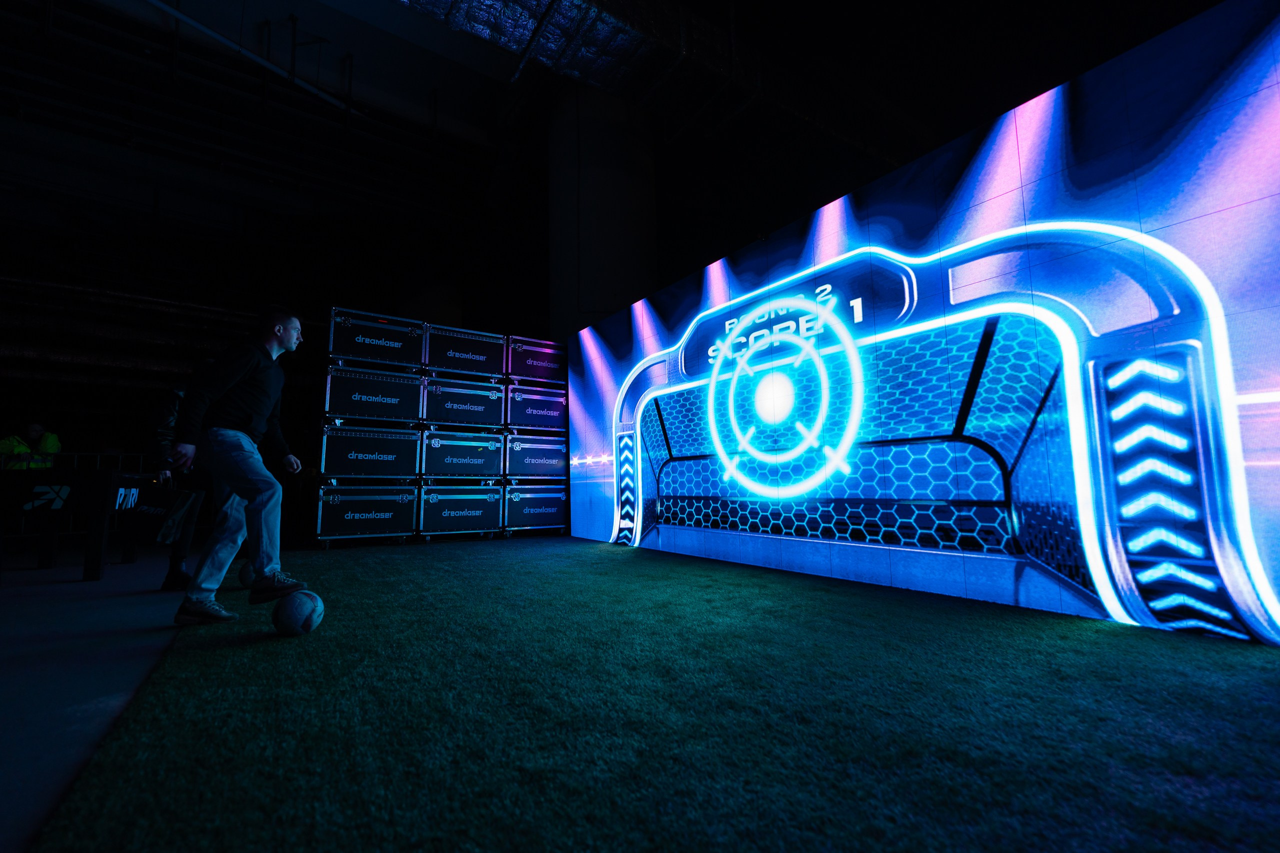 INTERVALS 2025. Sunnyman