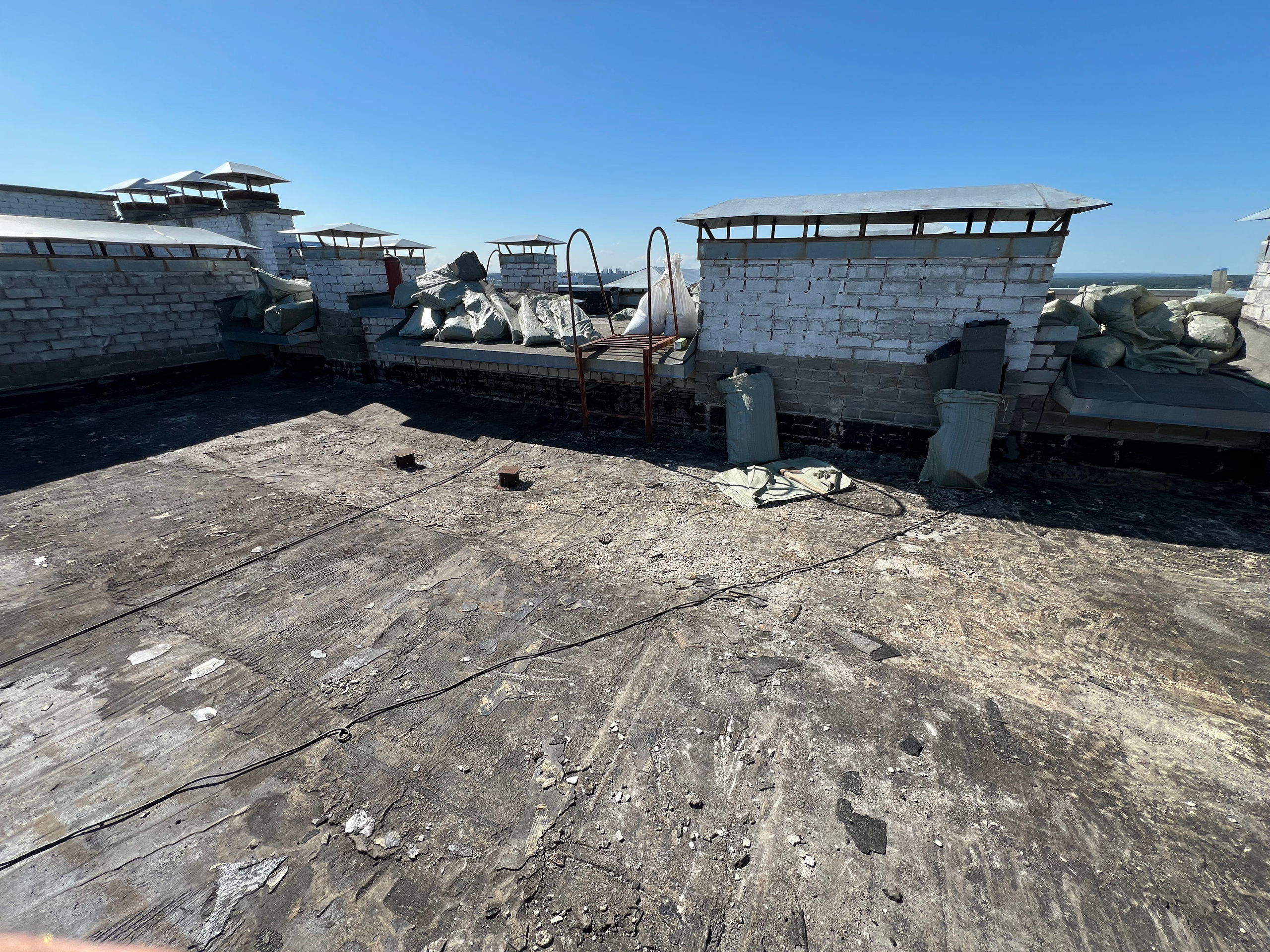 ТСЖ Строителей 33 Монтаж наплавляемой кровли