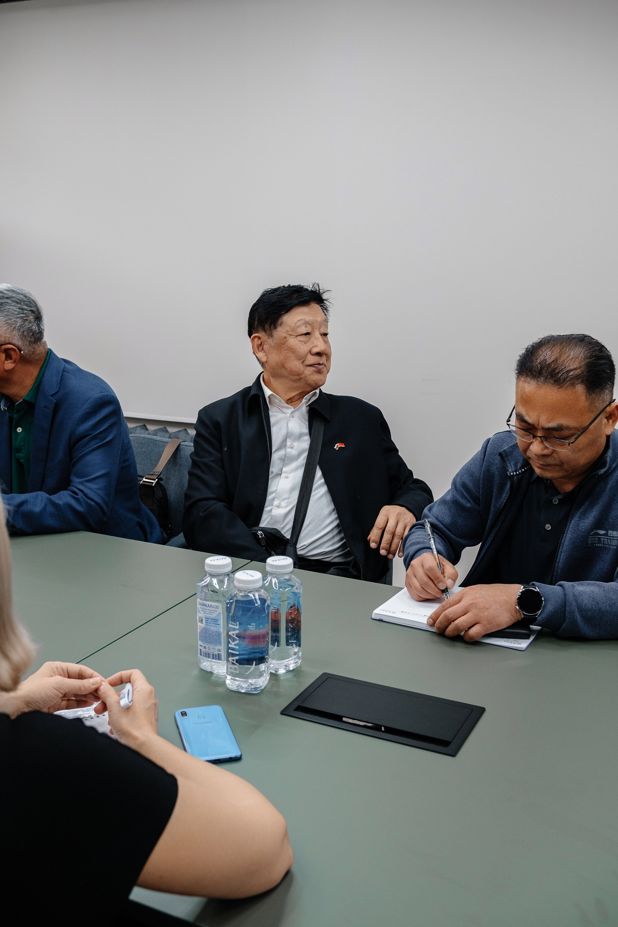 Делегация Китая в Ивановской текстильной компании