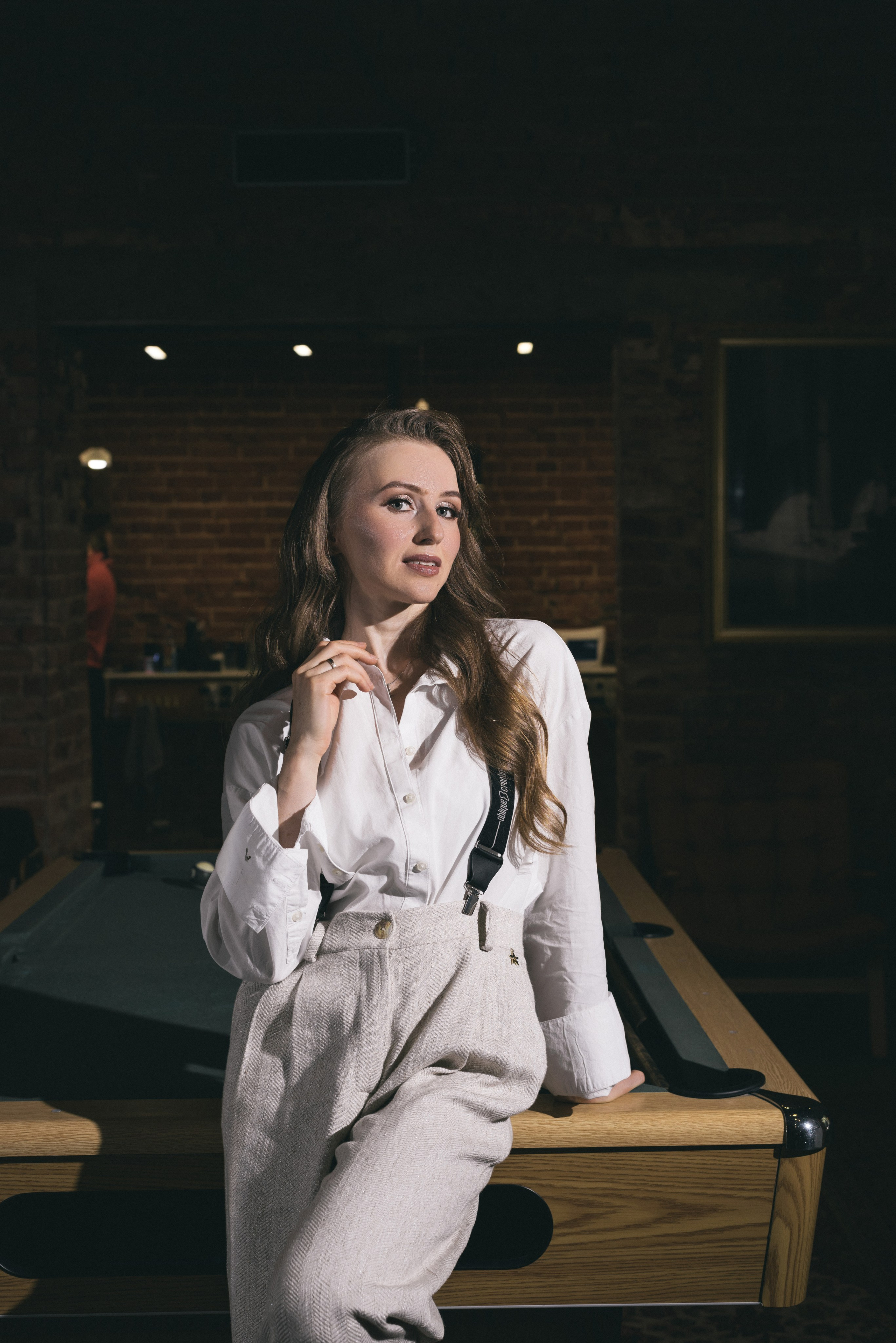 Ищете стильную городскую фотосессию для девушки в Москве? Профессиональный фотограф поможет создать модные, живые фото