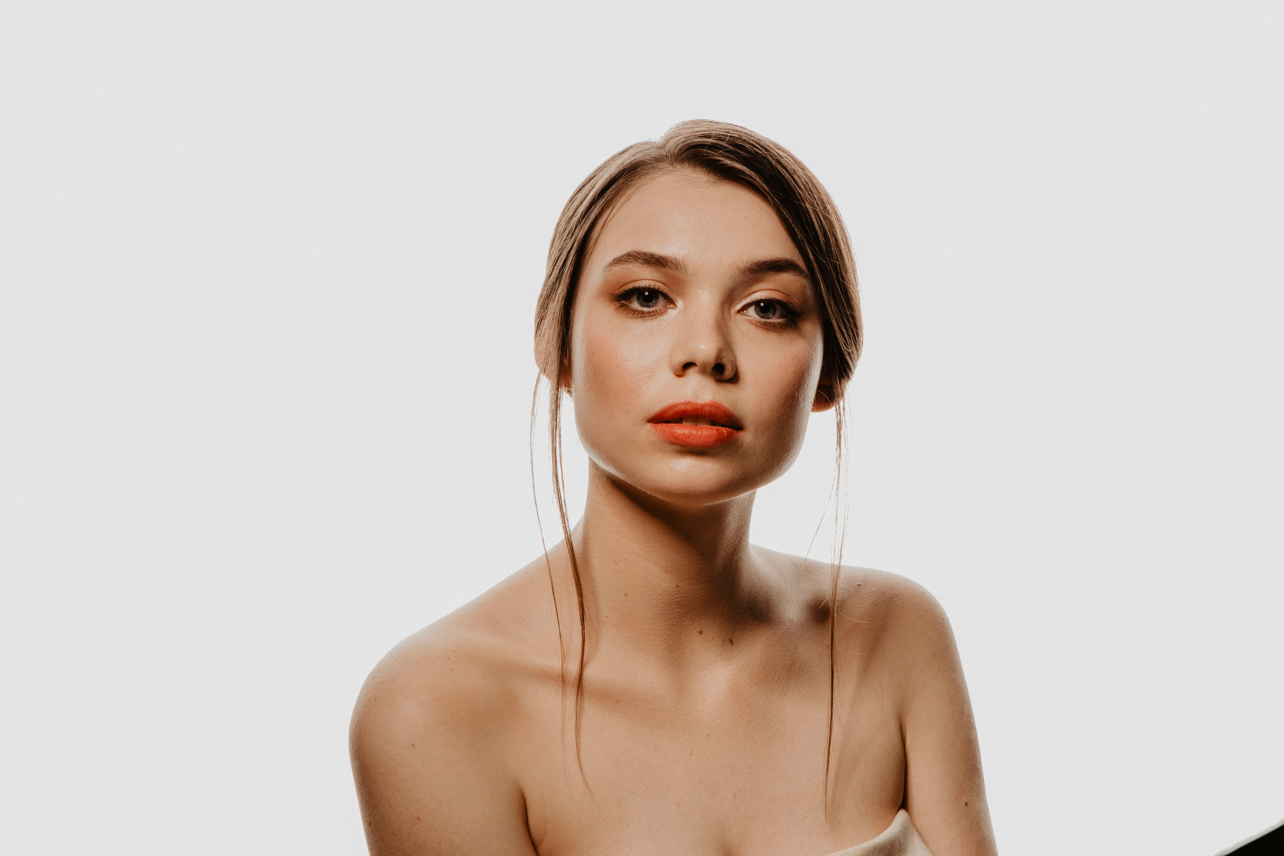 Женский портрет в студии. Портретный фотограф в Москве Анна Бобрик