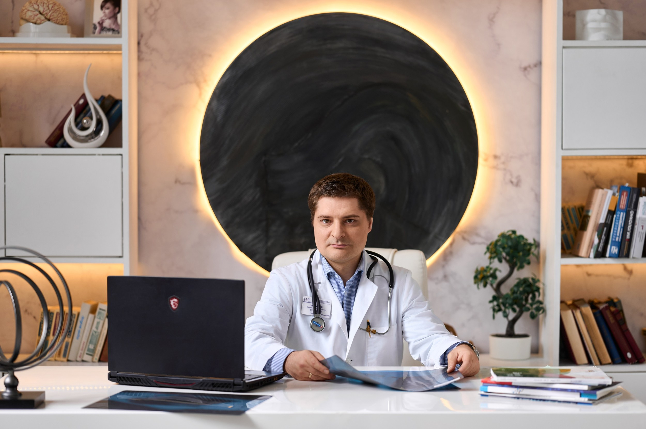 Профессиональная фотосессия для врача в Москве