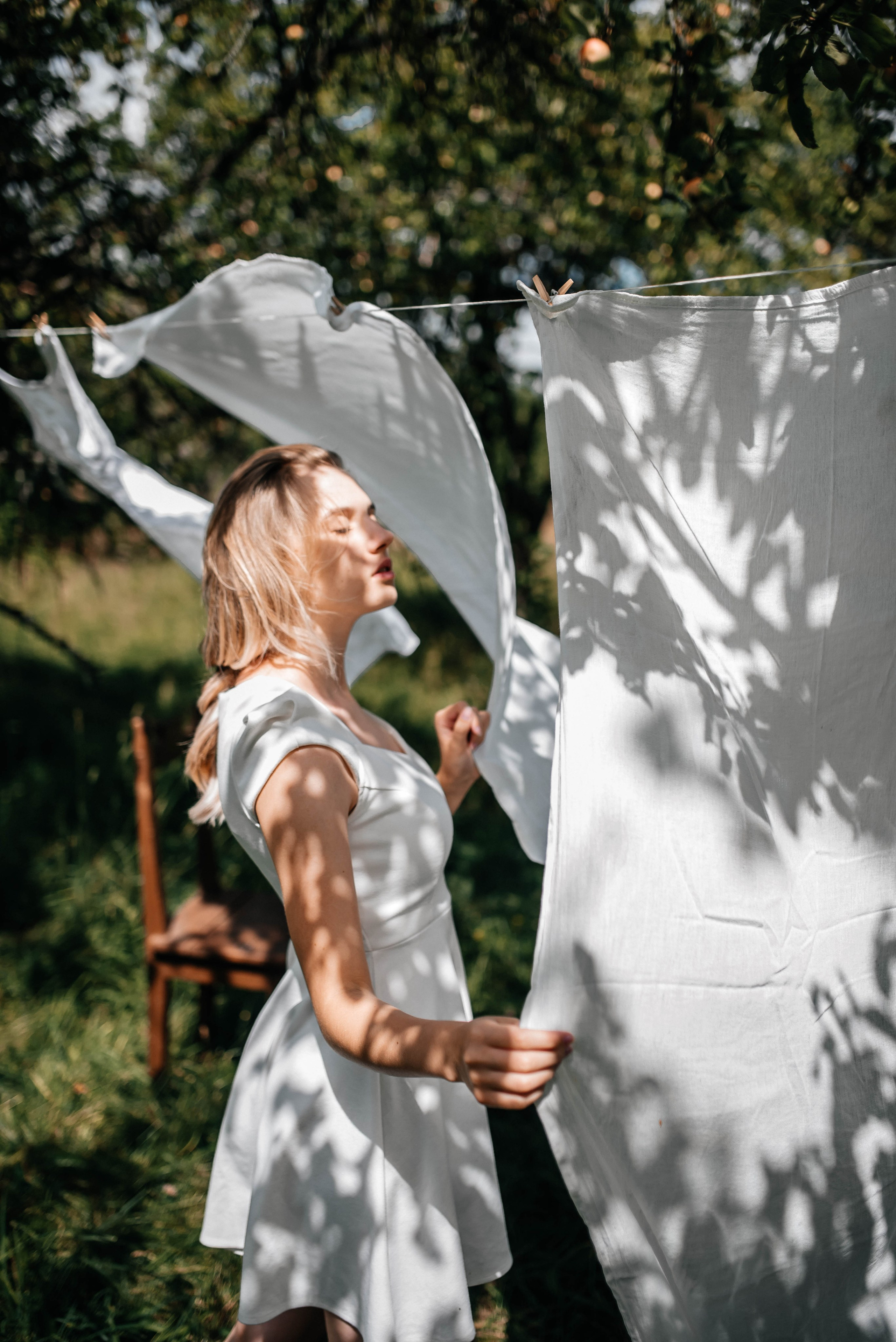 Диона, лето. Главная