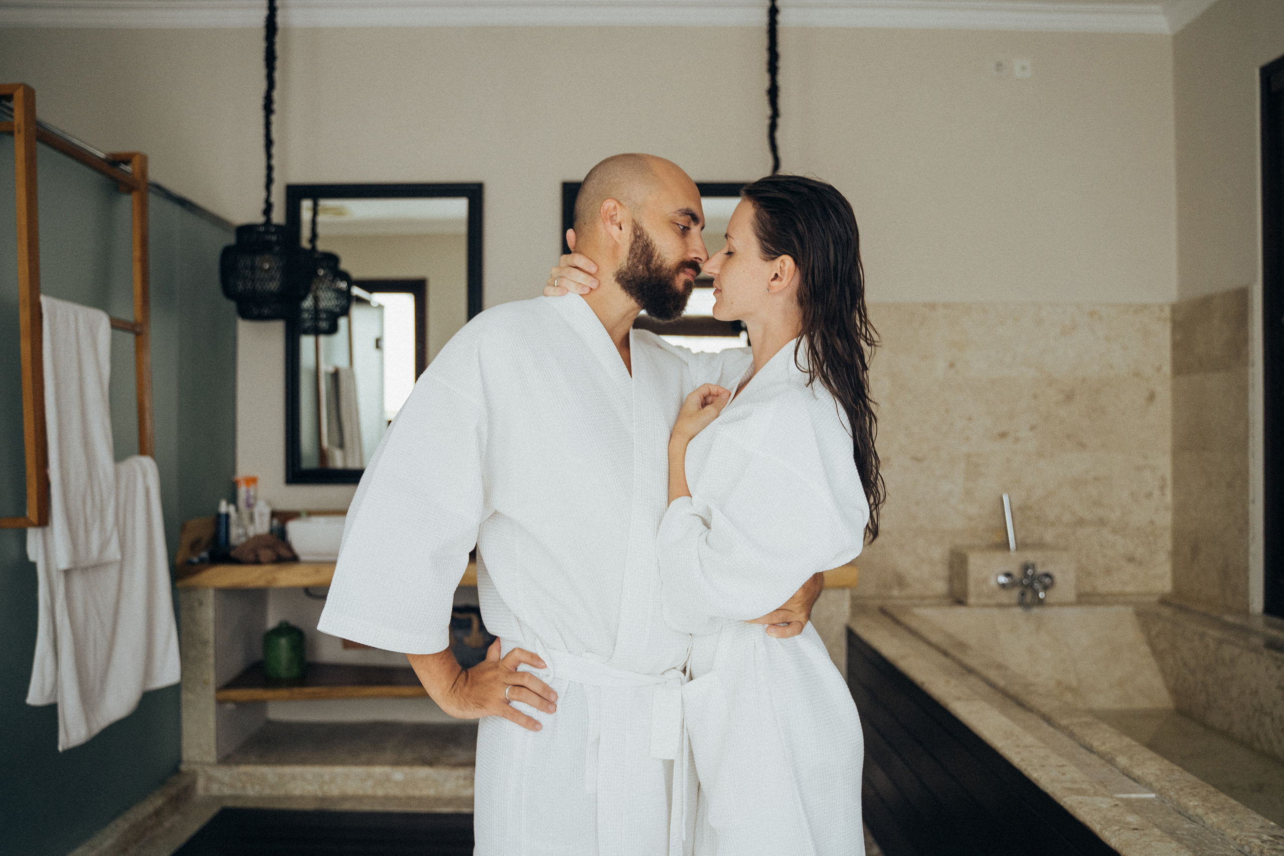 Love Story Photography in Tbilisi — Aleksandra Gritsenko