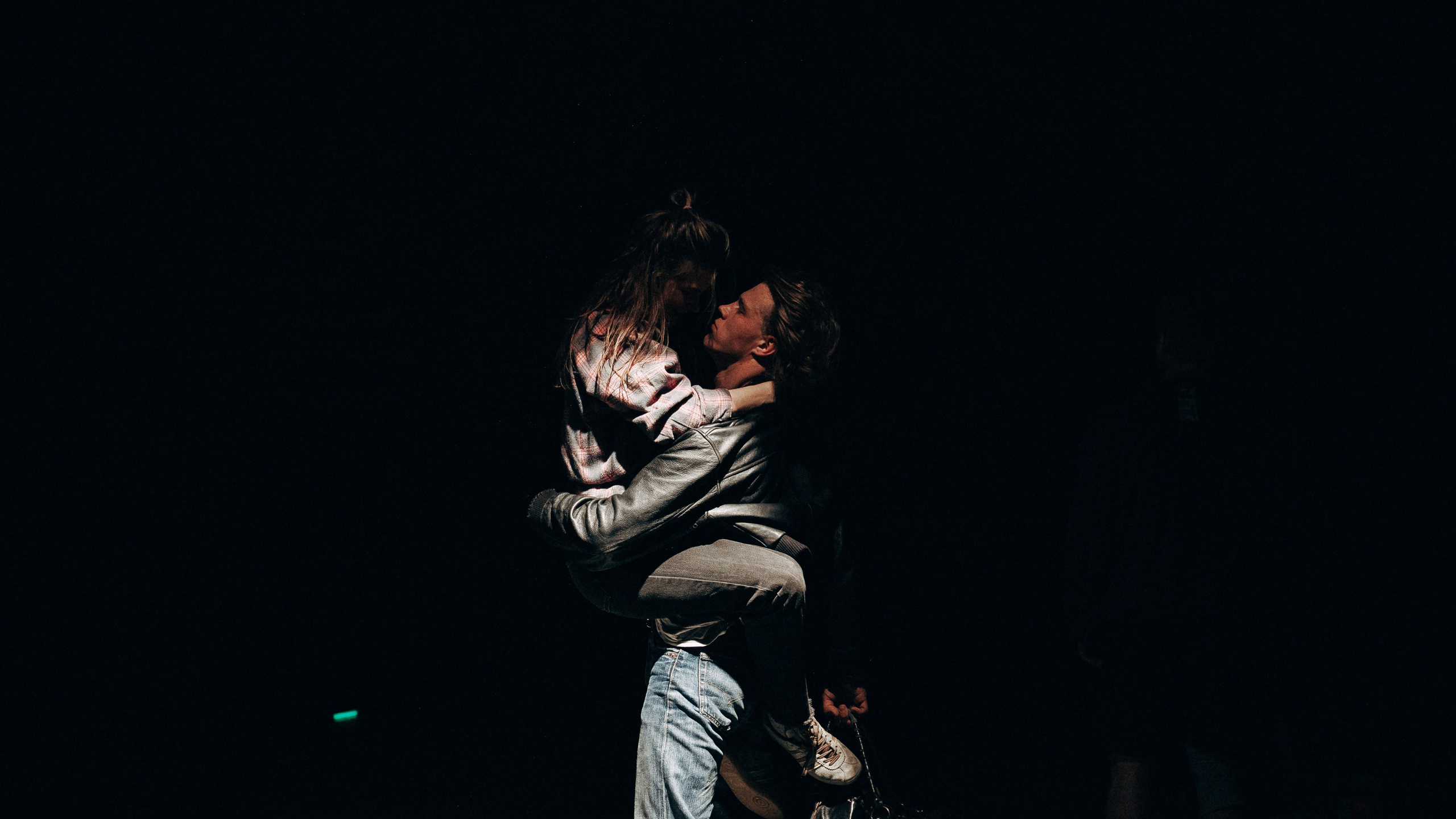 Клей. Спектакль. Профессиональный фотограф в Санкт-Петербурге Александр Волосенцев