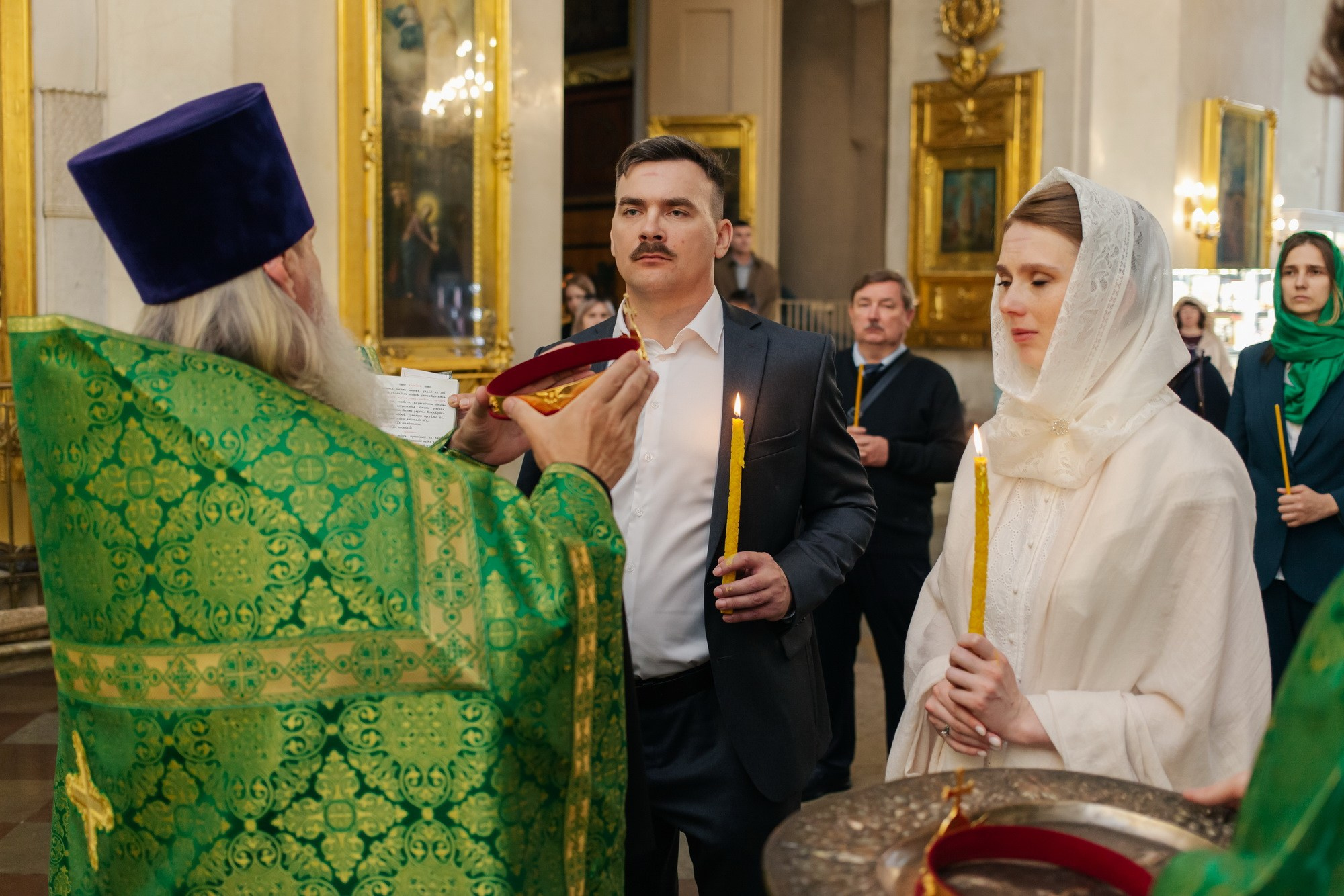 Венчание в Спасо Преображенском соборе сколько стоит, где повенчаться в Питере, обвенчаться в Санкт Петербурге, какую церковь выбрать для венчания, стоимость венчания в СПб