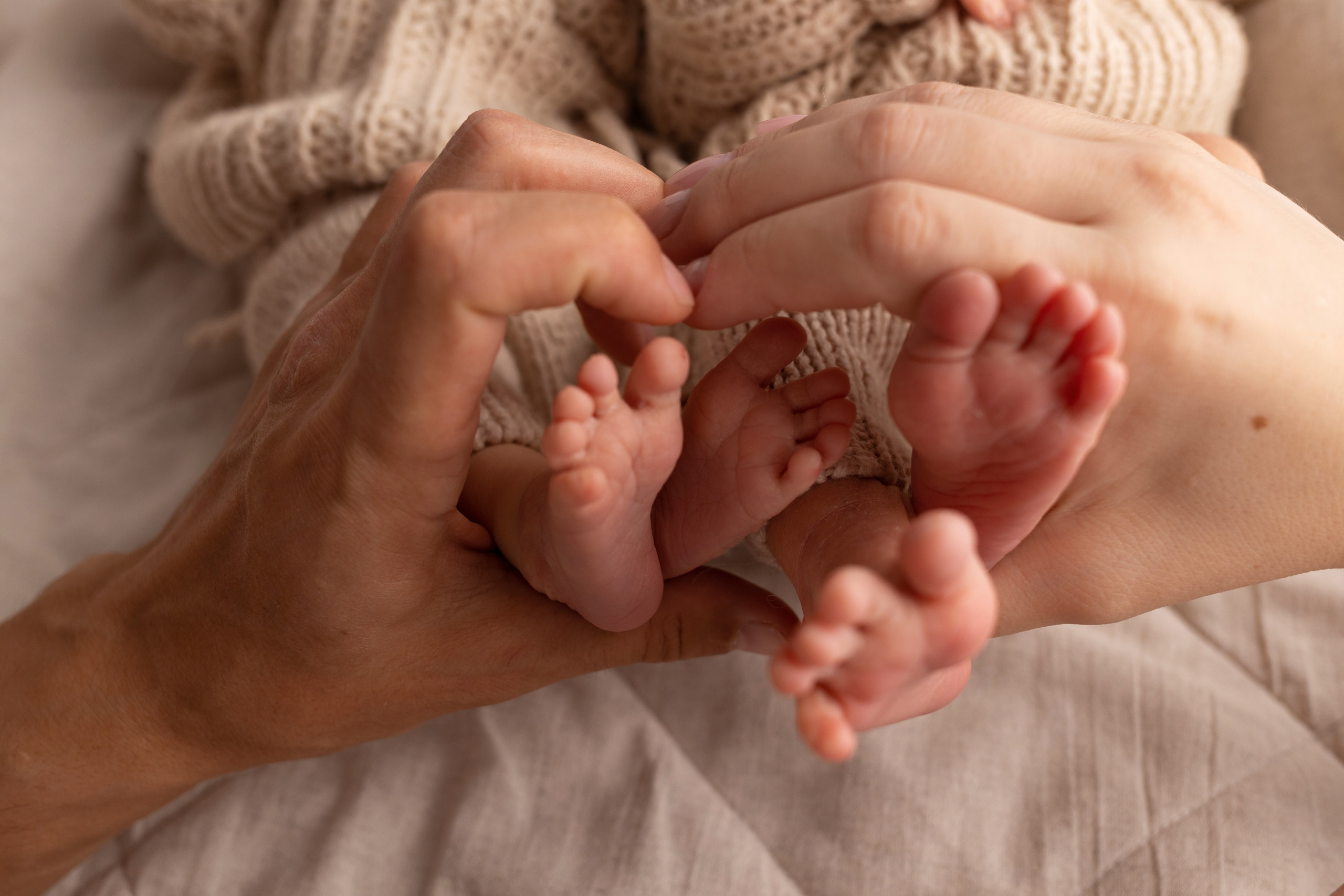 Newborn съемка в стиле Лайф. Фотограф новорожденных малышей в Омске и Омской области Эльвира Камаева