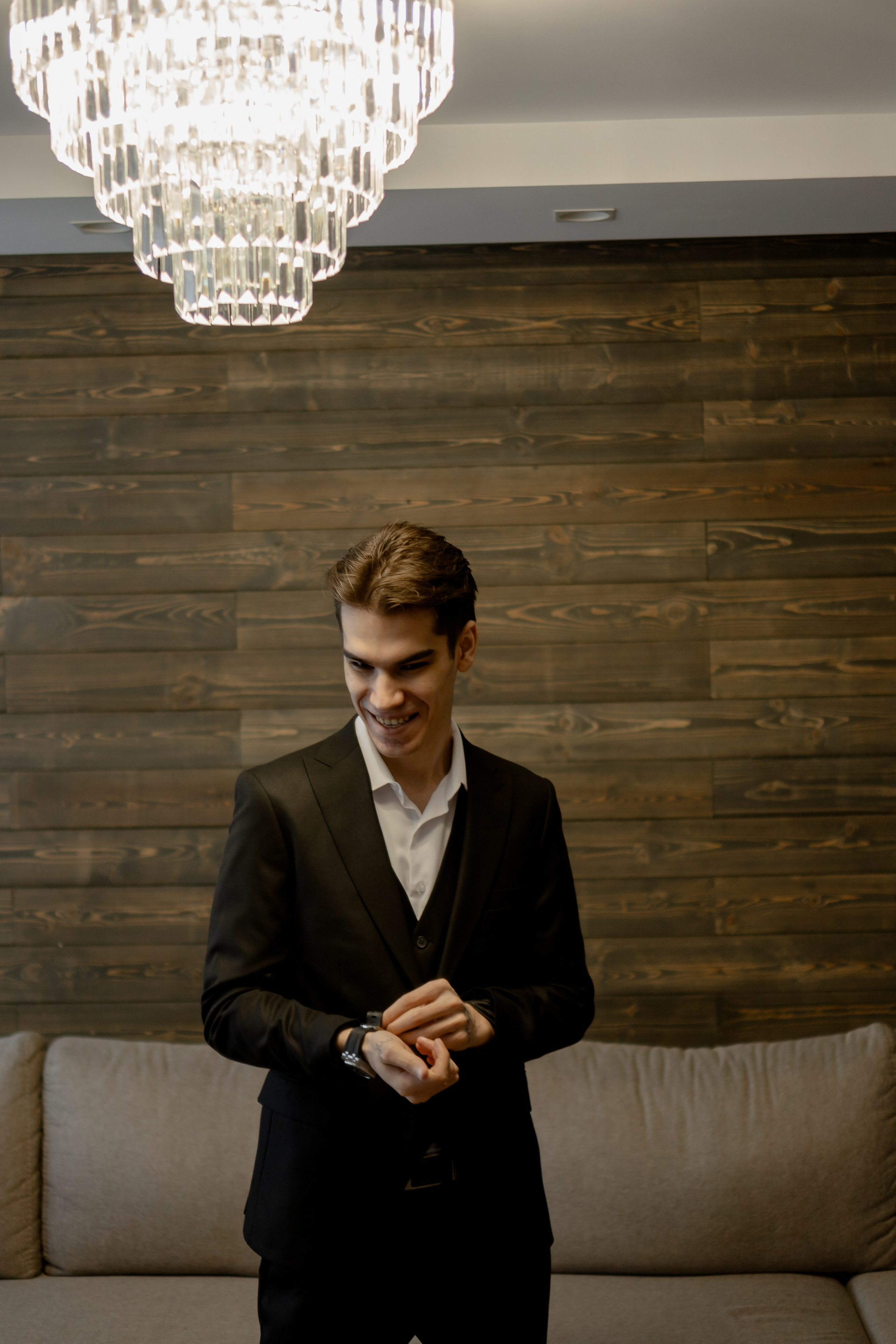 СВАДЕБНАЯ СЬЕМКА СБОРОВ В ОТЕЛЕ И ВЫЕЗД НА ЦЕРЕМОНИЮ (СНЯТО В СИБИРЕ В НИЖНЕВАРТОВСКЕ). Профессиональный фотограф, Санкт-Петербург — Виктория Богомолова