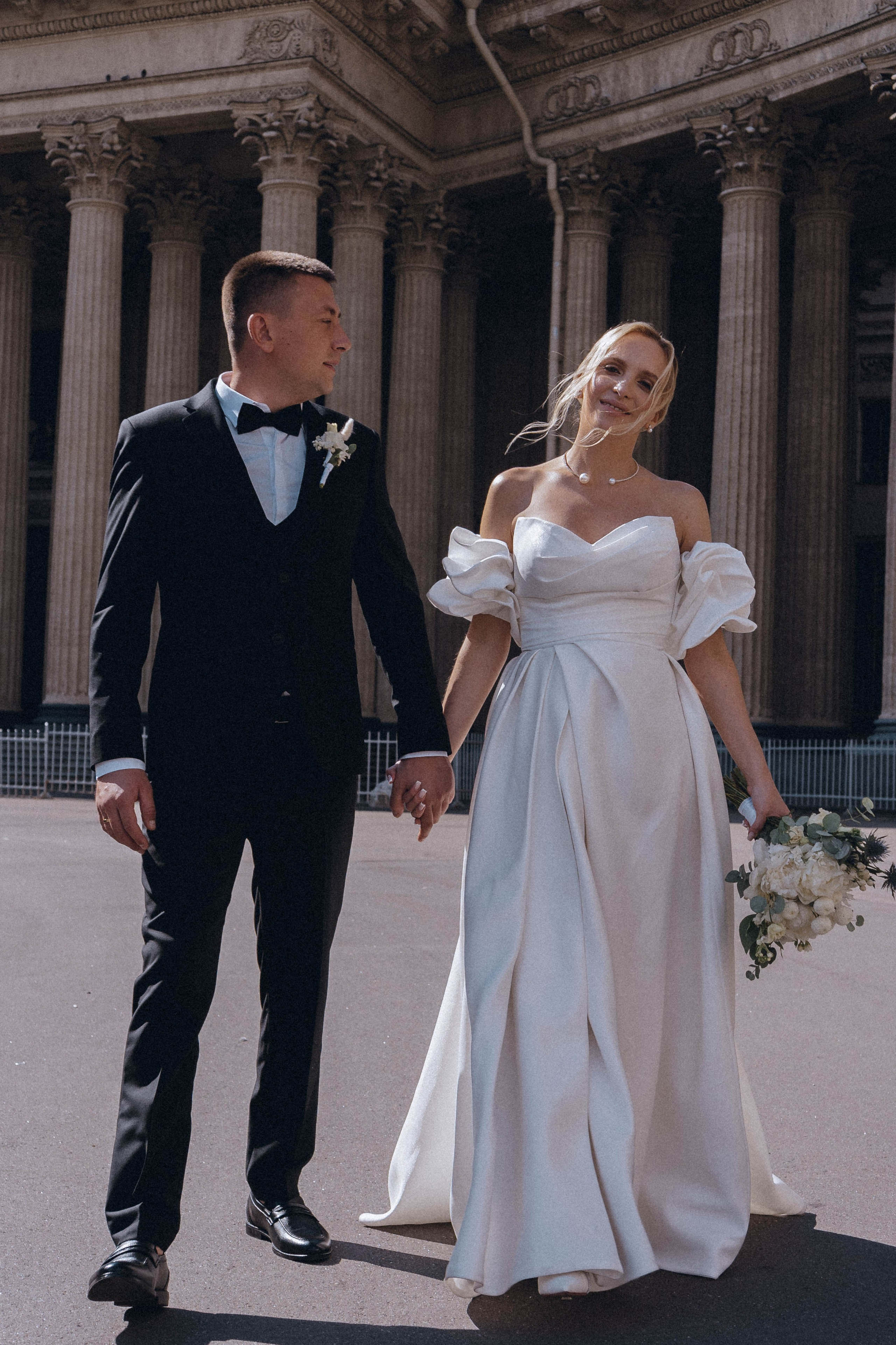 СВАДЕНБНАЯ СЬЕМКА НА КАТЕРЕ ПО КАНАЛАМ САНКТ-ПЕТЕРБУРГА И В АКВАТОРИИ НЕВЫ. Профессиональный фотограф, Санкт-Петербург — Виктория Богомолова