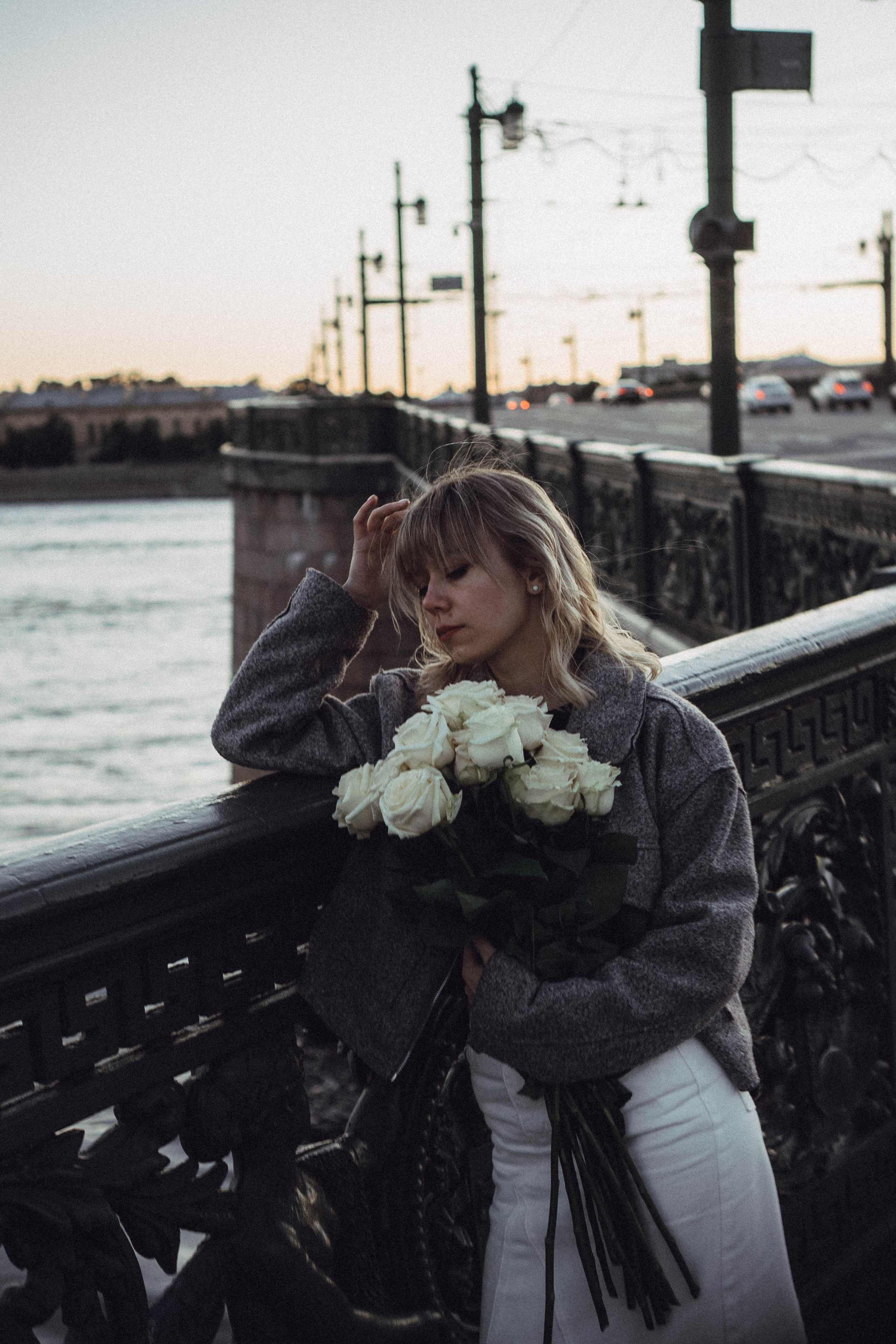 ПРОГУЛКА ПО ГОРОДУ В БЕЛЫЕ НОЧИ (другой вариант). Профессиональный фотограф, Санкт-Петербург — Виктория Богомолова