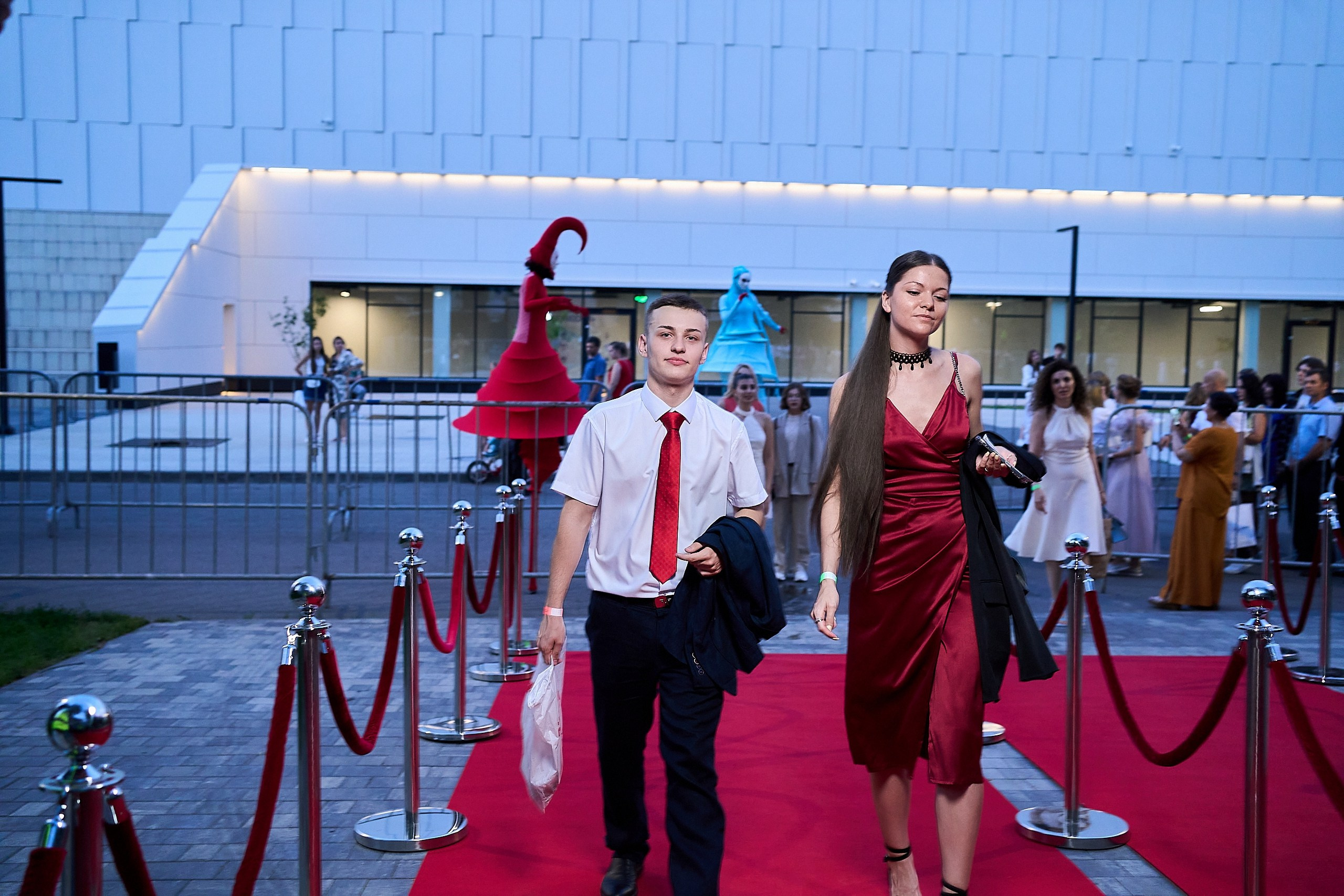 Выпускной 2024 концертный зал Академия ВТБ. Фотограф и Видеограф в Москве. Олег Корушев