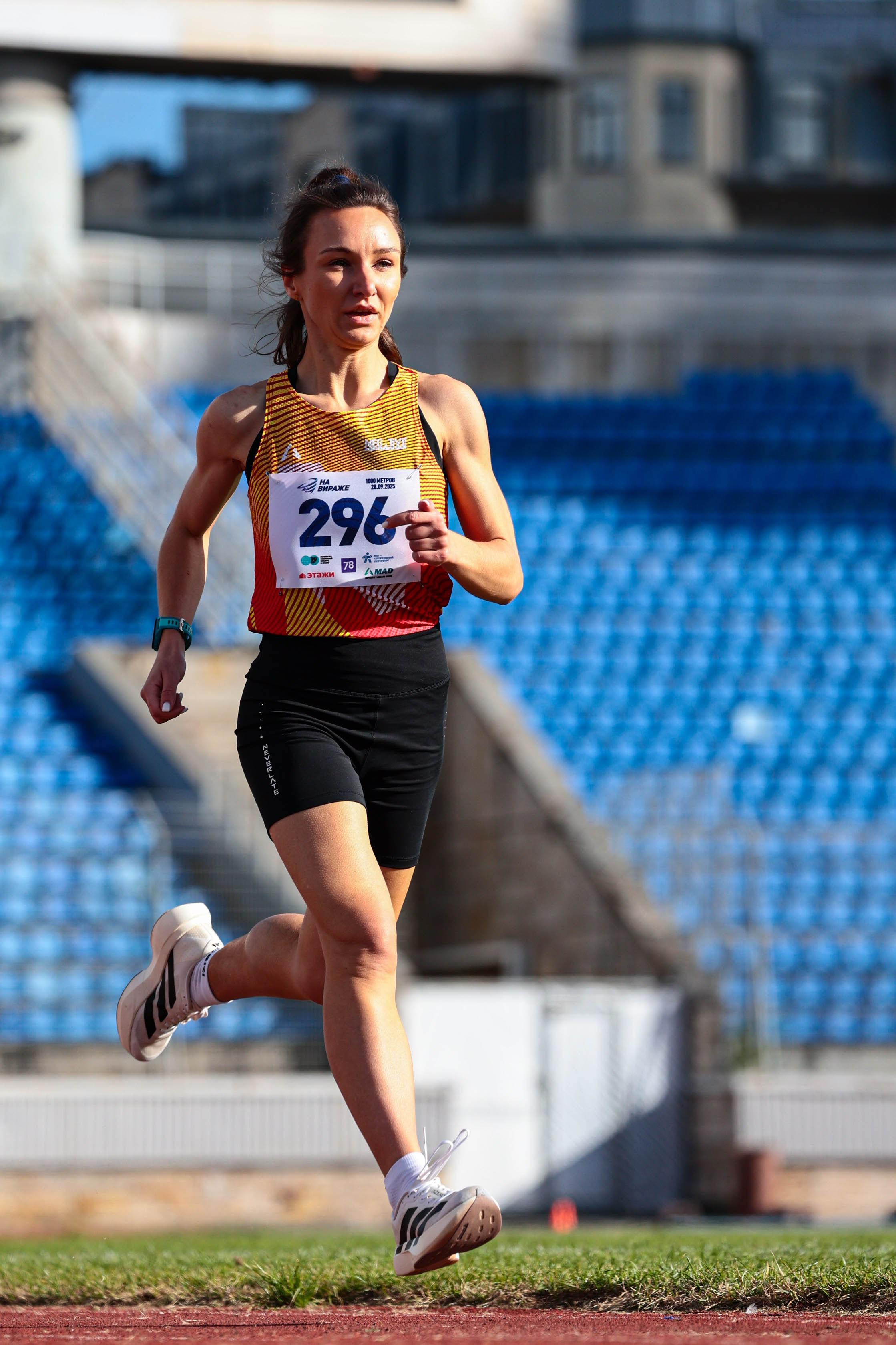 На вираже 2025. Спортивный фотограф в Санкт-Петербурге Илья Vacool