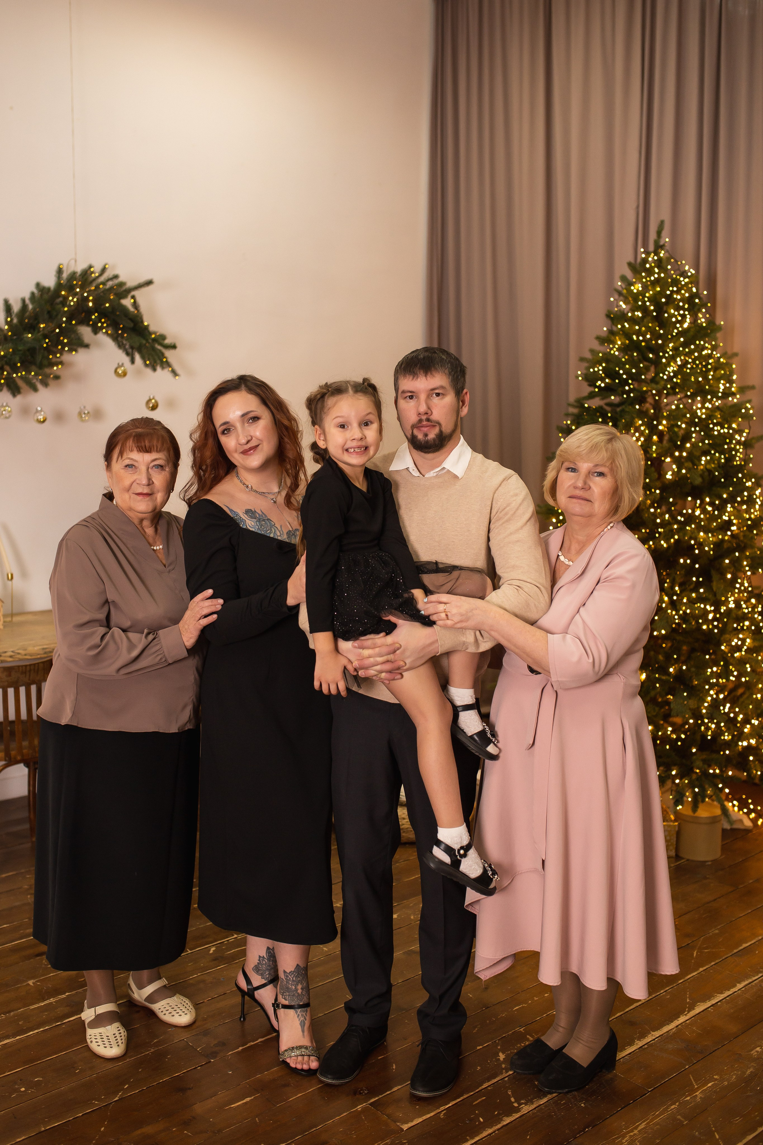 фотографтольятти #фотографтлт #семейнаяфотосессия #домашняяфотосессиятольятти #мамытольятти #тлт #тольятти #фотоистория #семейныетрадиции #новогодняяфотосессиятольятти #фотограф