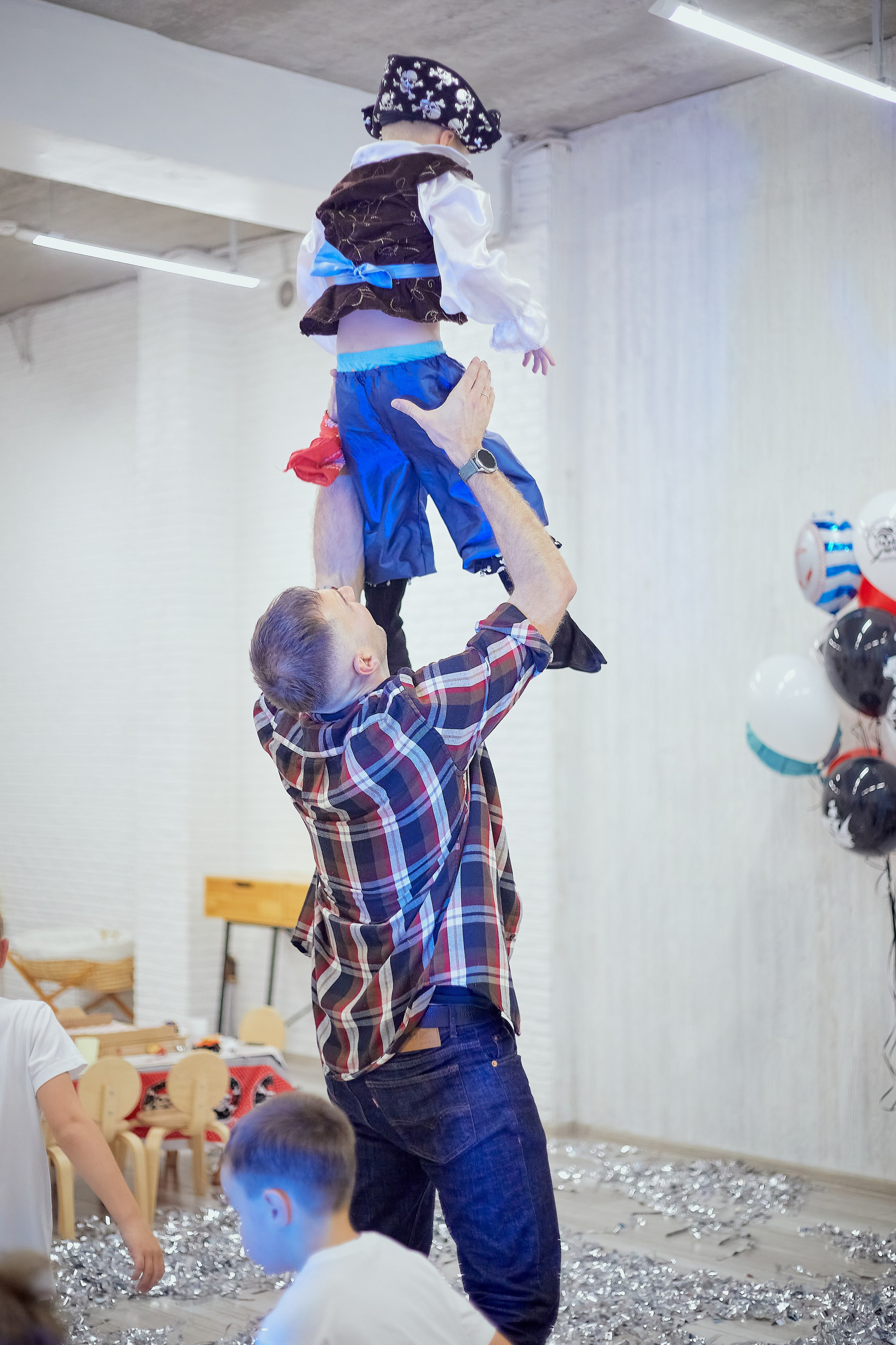 День Рождение Степана 5 лет, съёмка 3 часовой программы. Семейный и детский фотограф в Ярославле Юлия Галашина