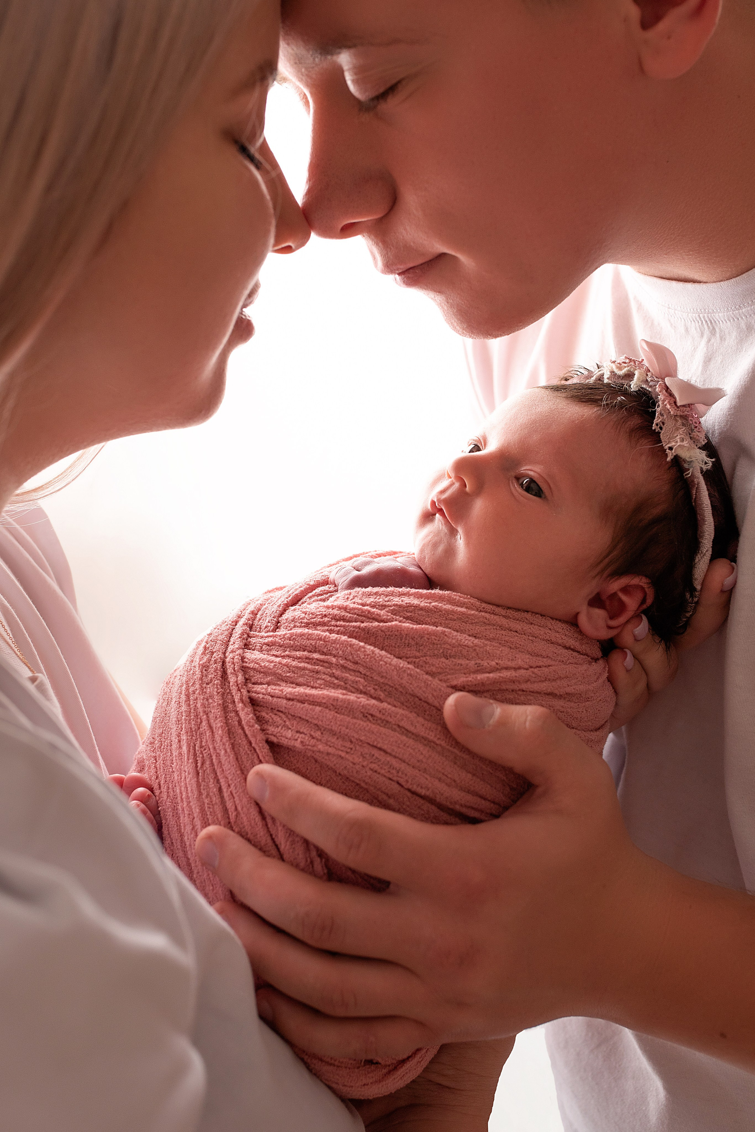 Новорождённые девочки. Детский фотограф новорождённых в Минске Боровик Екатерина