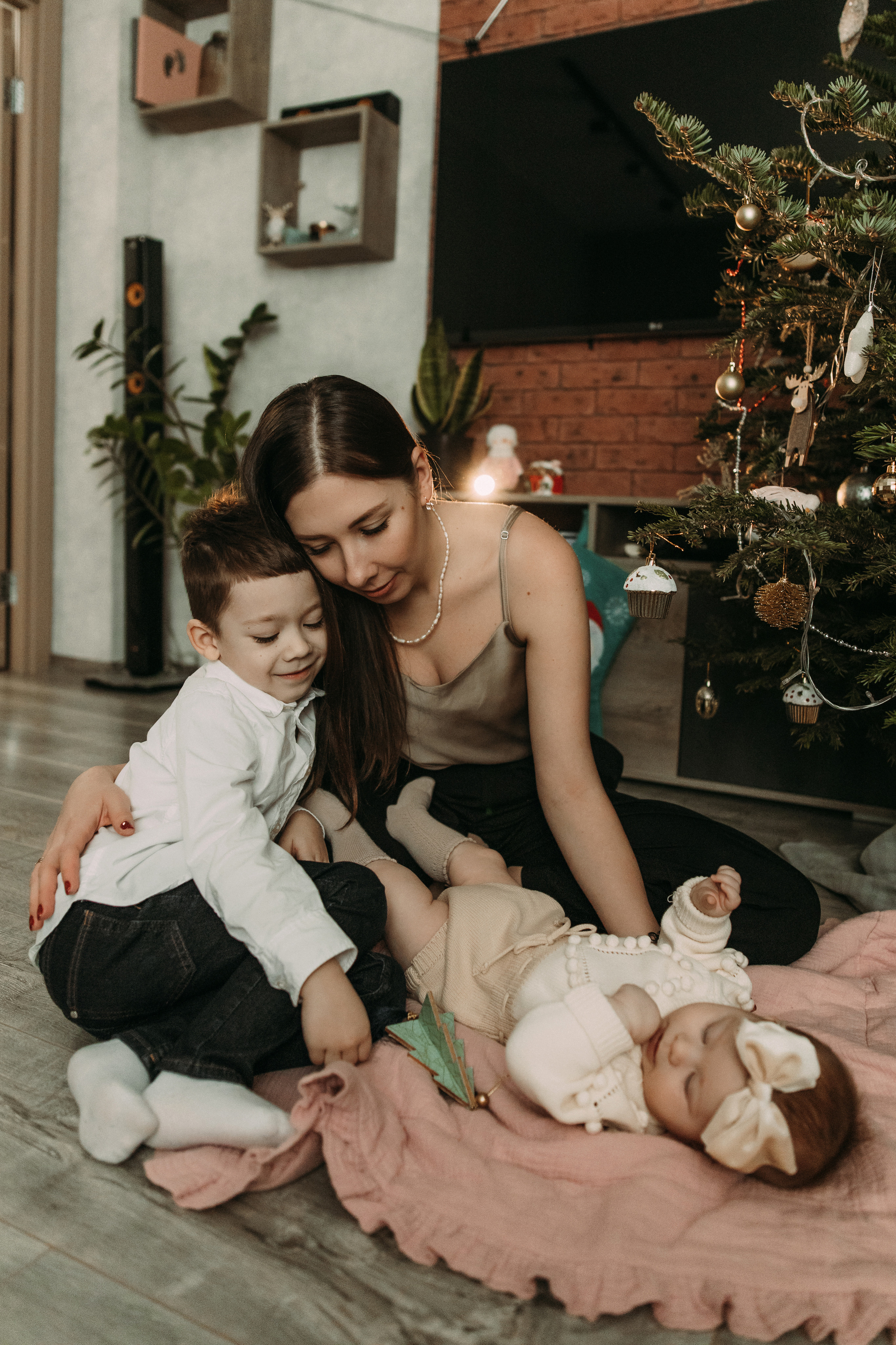 Алина, Лёша, Марк и Агата. Семейный фотограф и детский фотограф в Волгограде Алеся Бутакова — дет