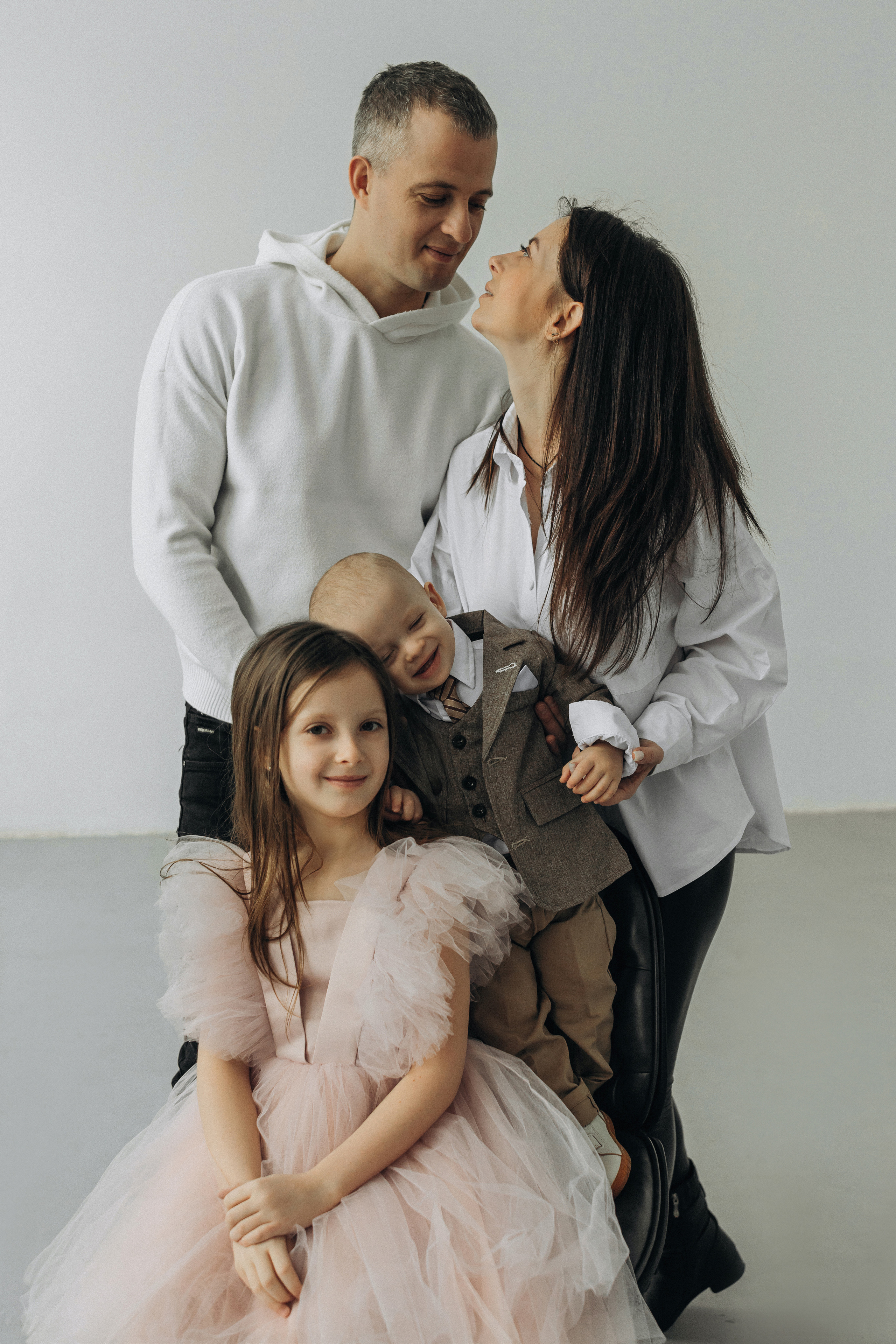 Антон, Аня, Маша и Гоша. Семейный фотограф и детский фотограф в Волгограде Алеся Бутакова — дет