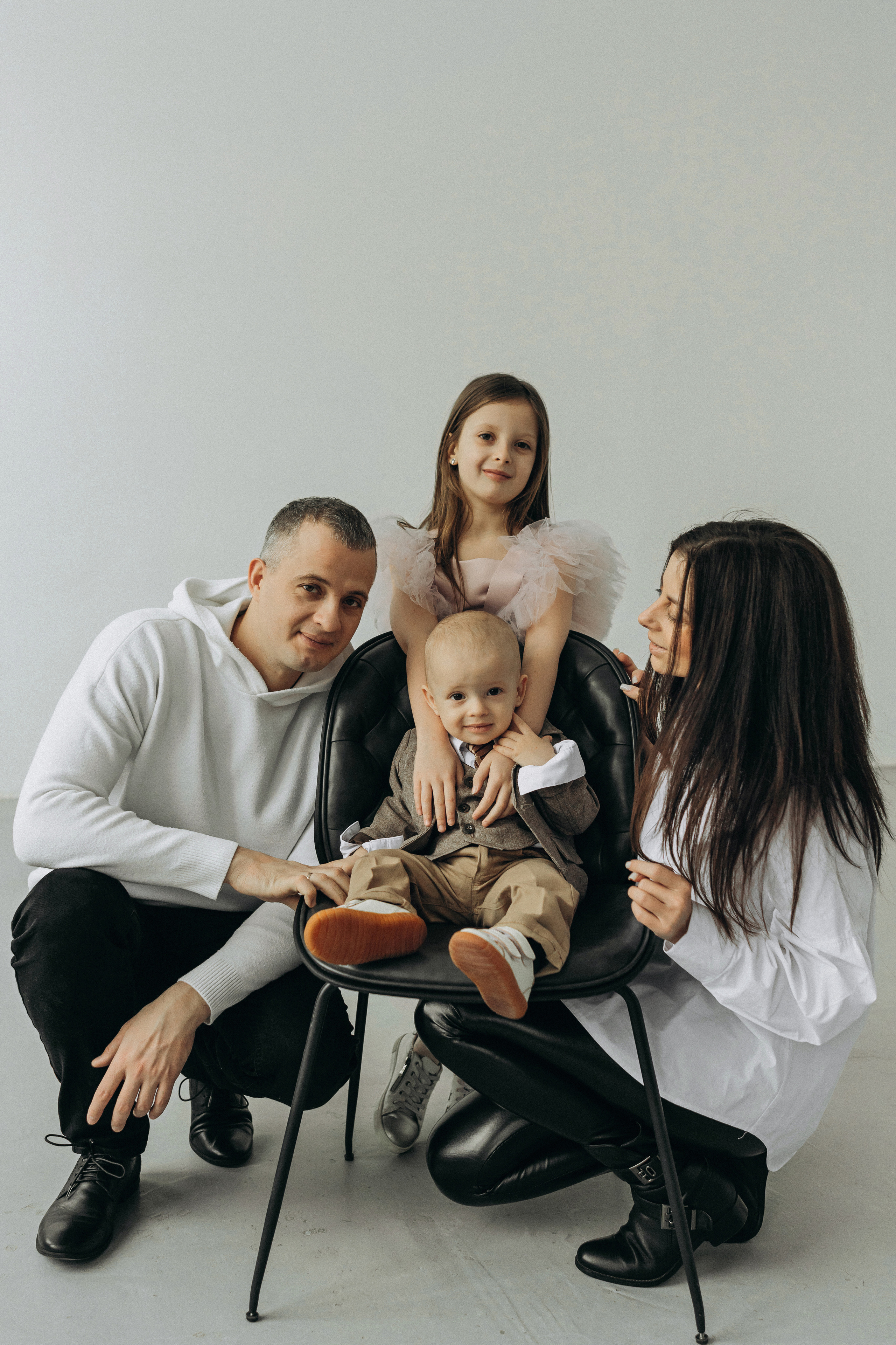 Антон, Аня, Маша и Гоша. Семейный фотограф и детский фотограф в Волгограде Алеся Бутакова — дет