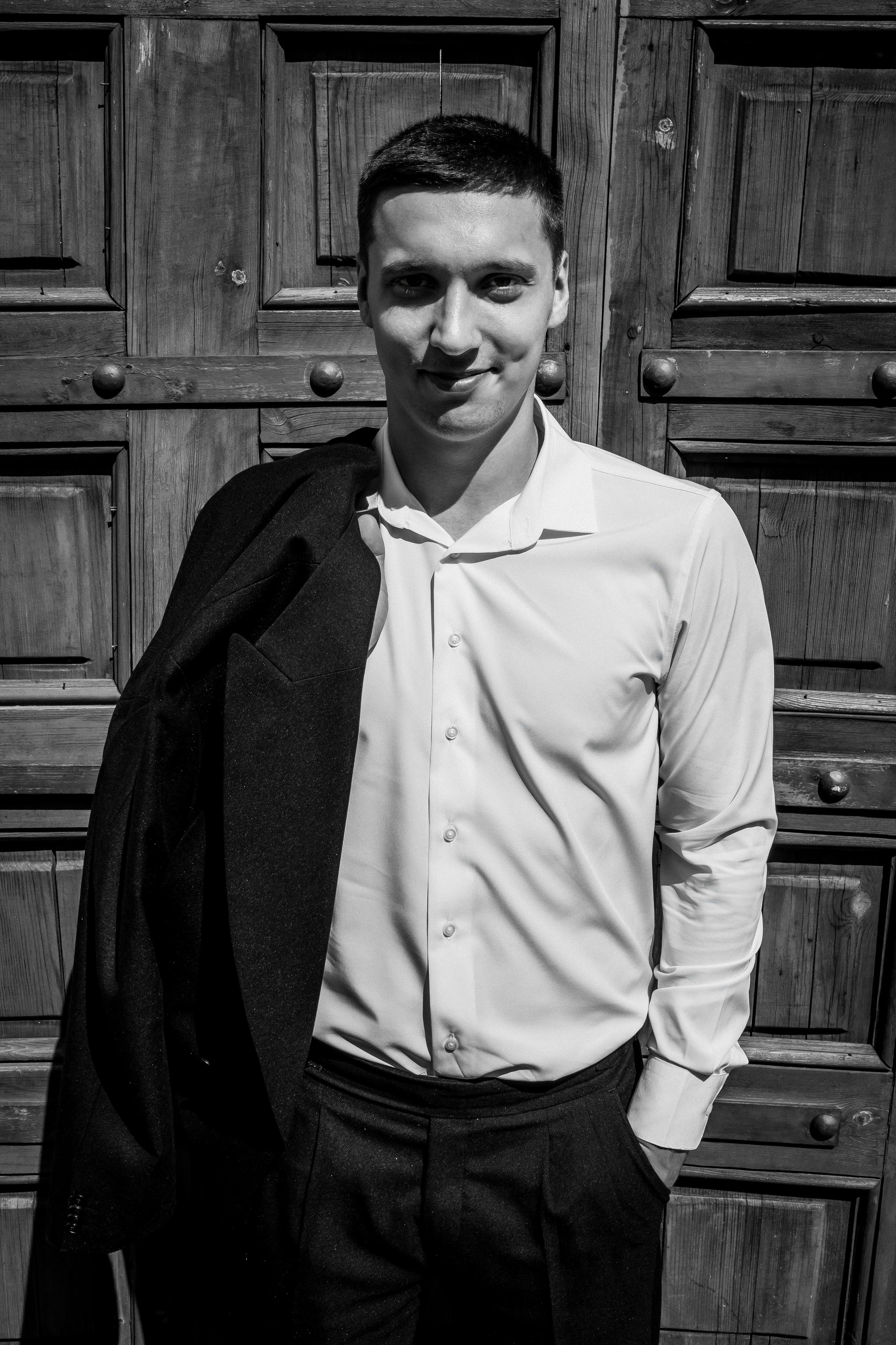 Vlad & Nadya (Saint-Petersburg, Russia). Destination wedding photographer Peter Letu