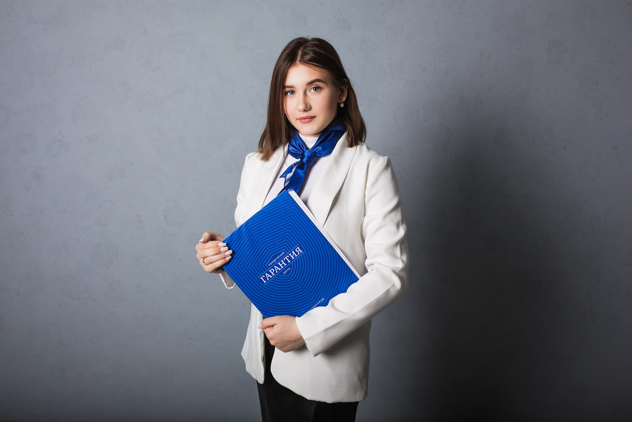 ДЕЛОВЫЕ. Roman Photo