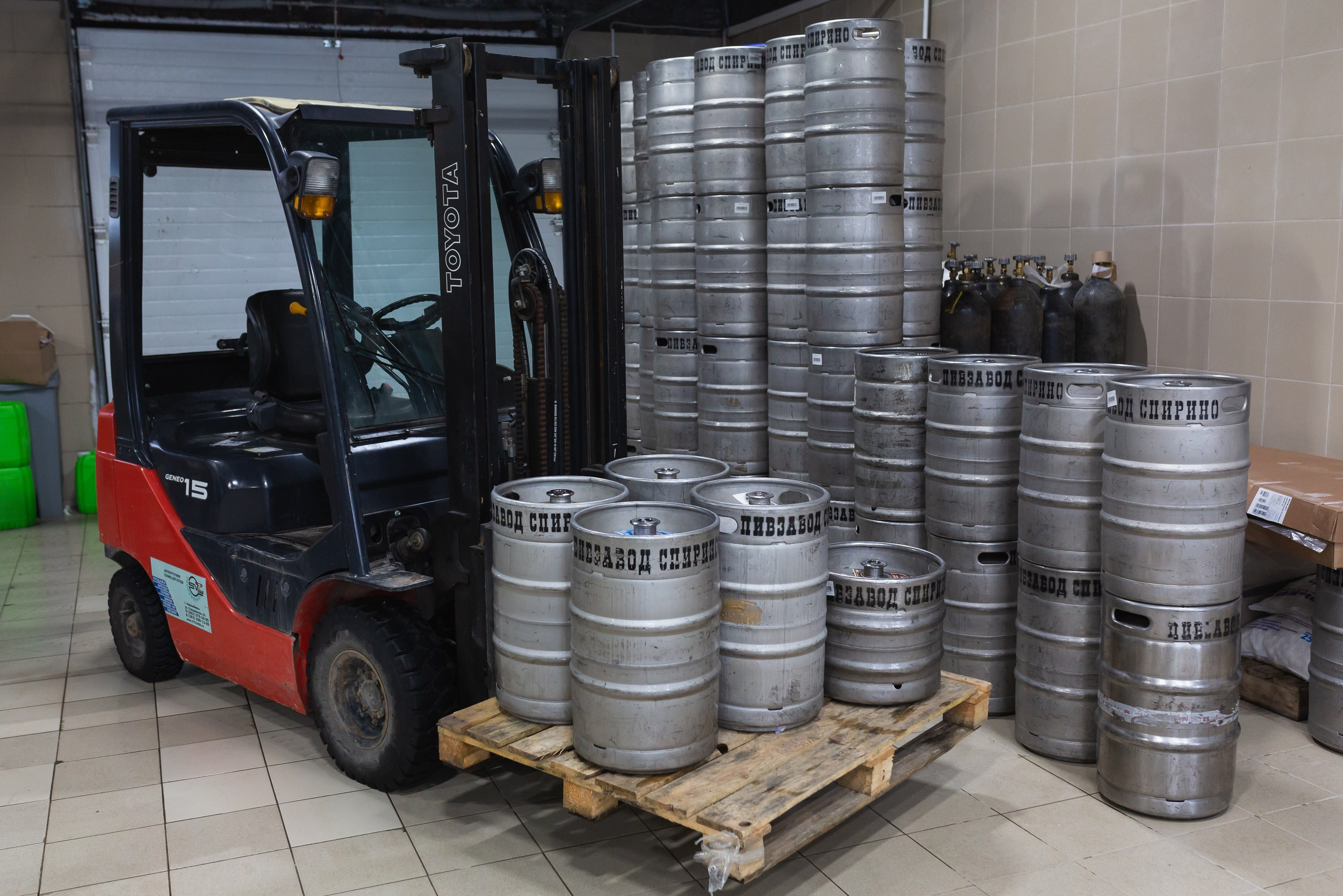 КОММЕРЧЕСКИЕ. Roman Photo