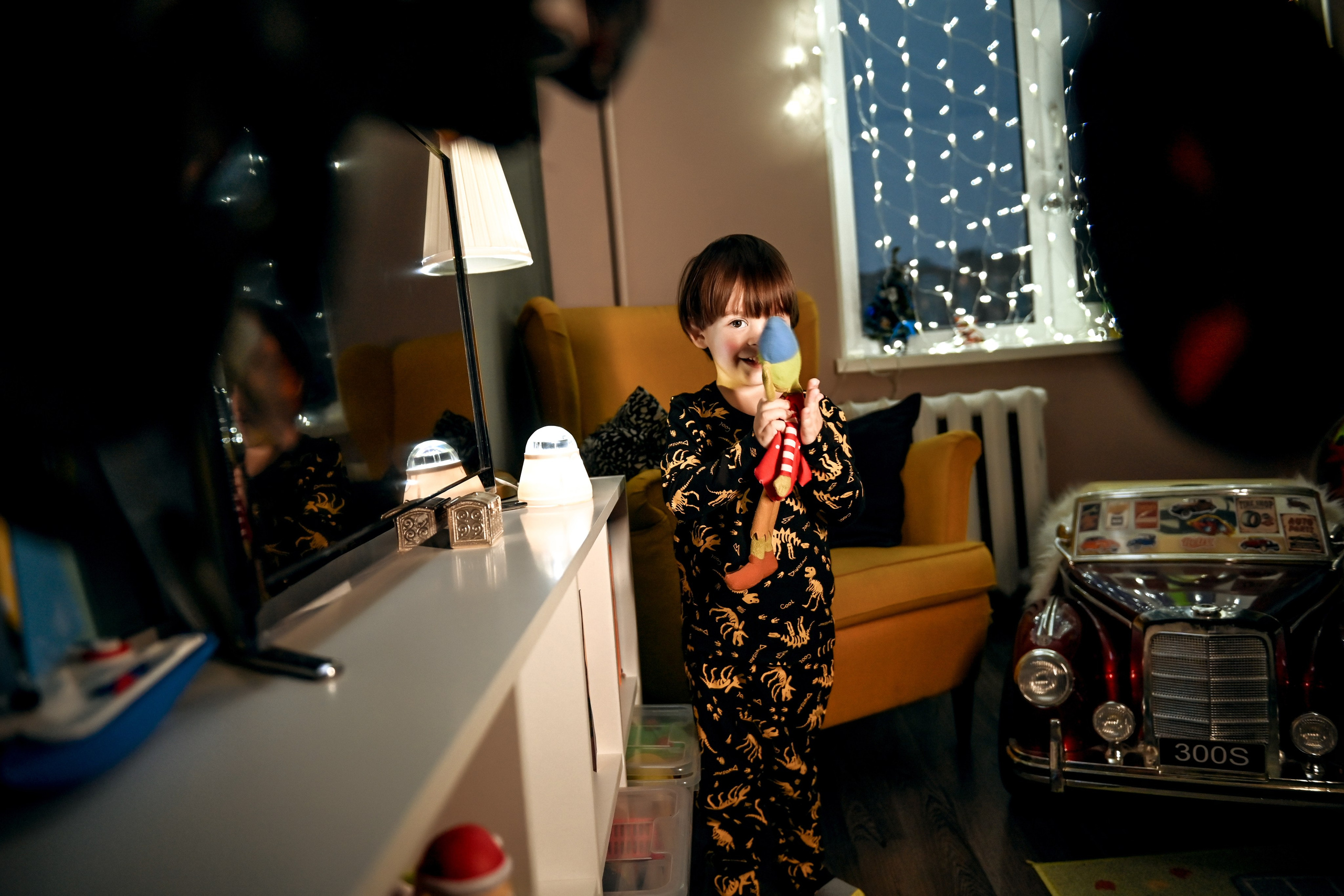 Домашняя новогодняя. Свадебный, семейный, детский, контент фотограф в Омске Максим Ильин