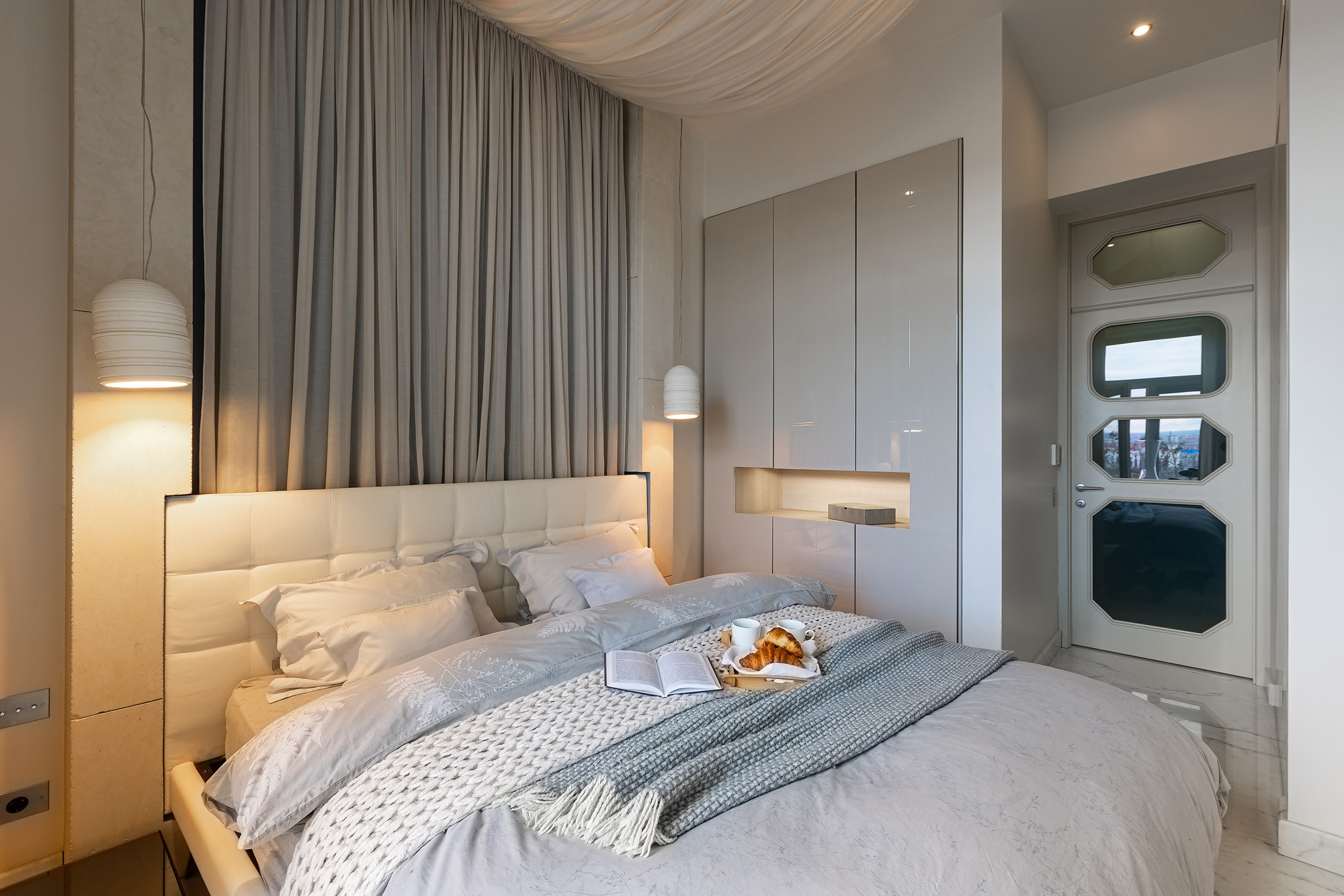 Рекламная фотосъёмка в Крыму, Севастополе, Симферополе, Ялте, Алуште. Свадебный фотограф, фотосъемка в Крыму, Севастополе, Симферополе, Ялте