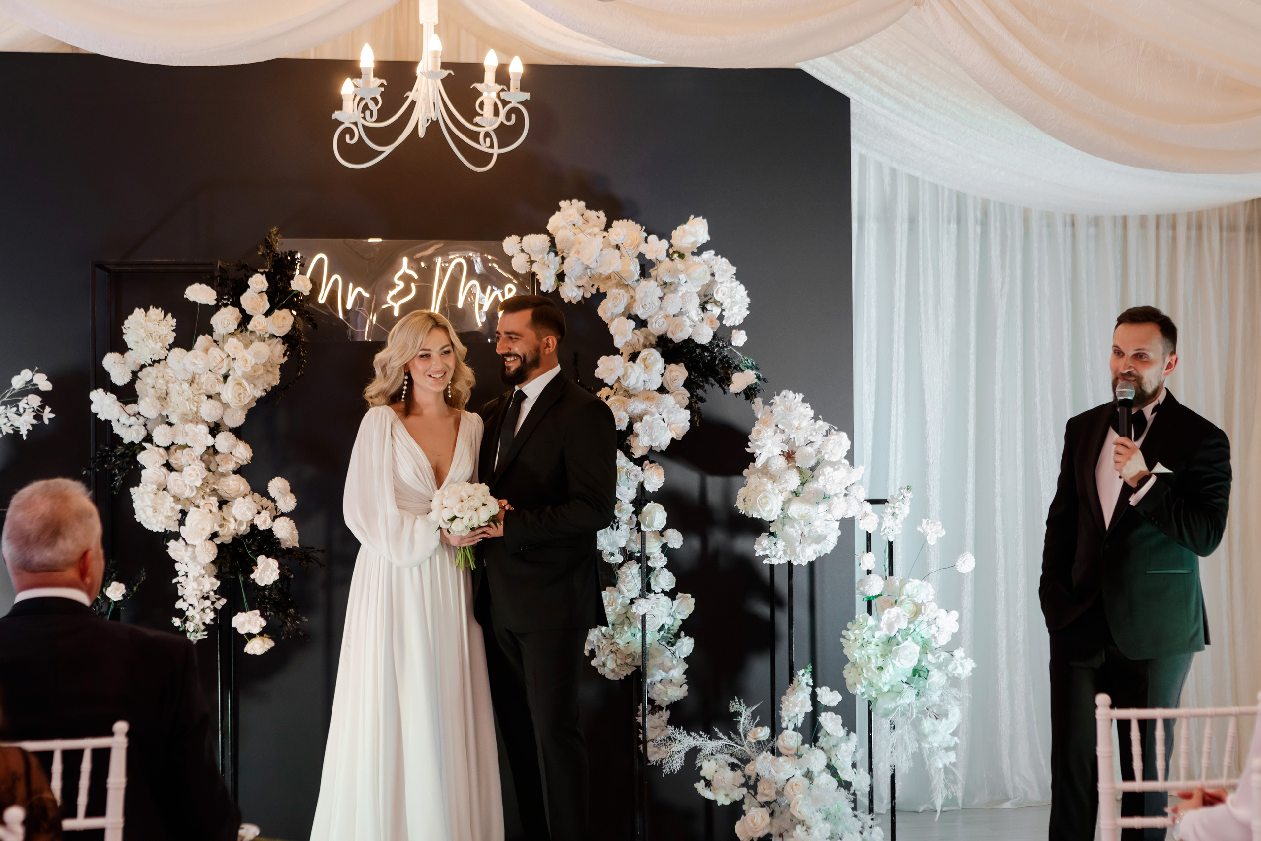 Евгений и Дарья — Анонс свадьбы. Свадебный фотограф, фотосъемка в Крыму, Севастополе, Симферополе, Ялте