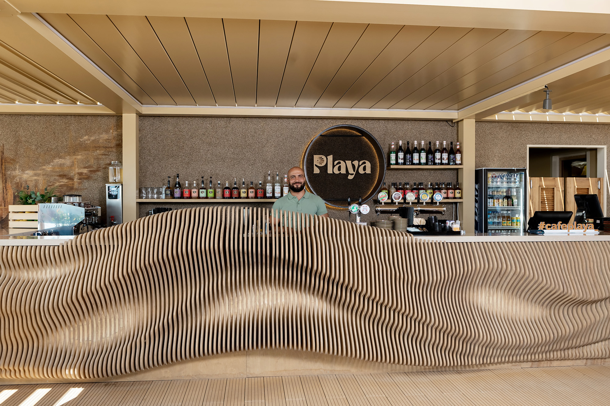 Playa & Corsica — пляжные рестораны в Евпатории. Свадебный фотограф, фотосъемка в Крыму, Севастополе, Симферополе, Ялте