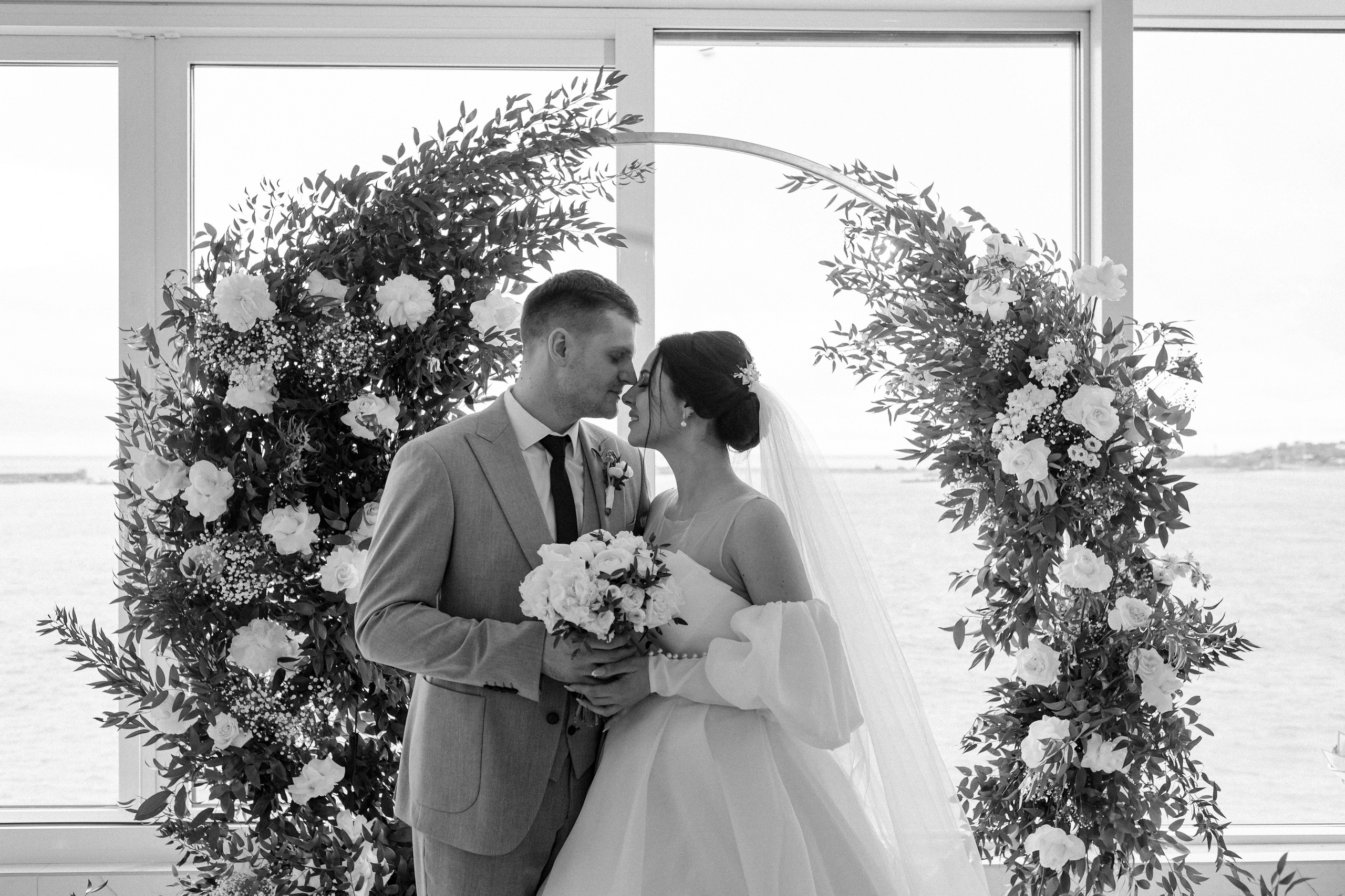 Артём и Анастасия — Анонс свадьбы. Свадебный фотограф, фотосъемка в Крыму, Севастополе, Симферополе, Ялте