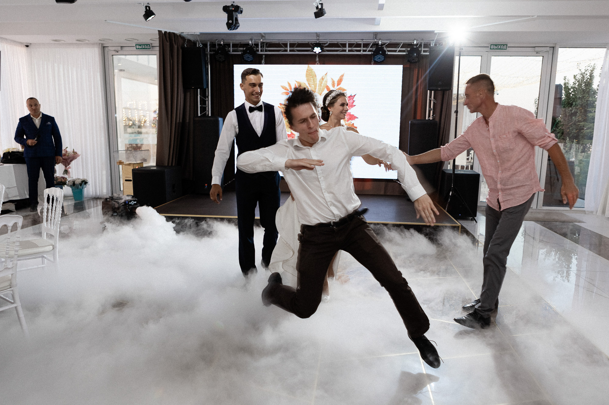 Свадебная фотосессия в Крыму — свадебные фотосессии в Севастополе Ялте. Свадебный фотограф, фотосъемка в Крыму, Севастополе, Симферополе, Ялте