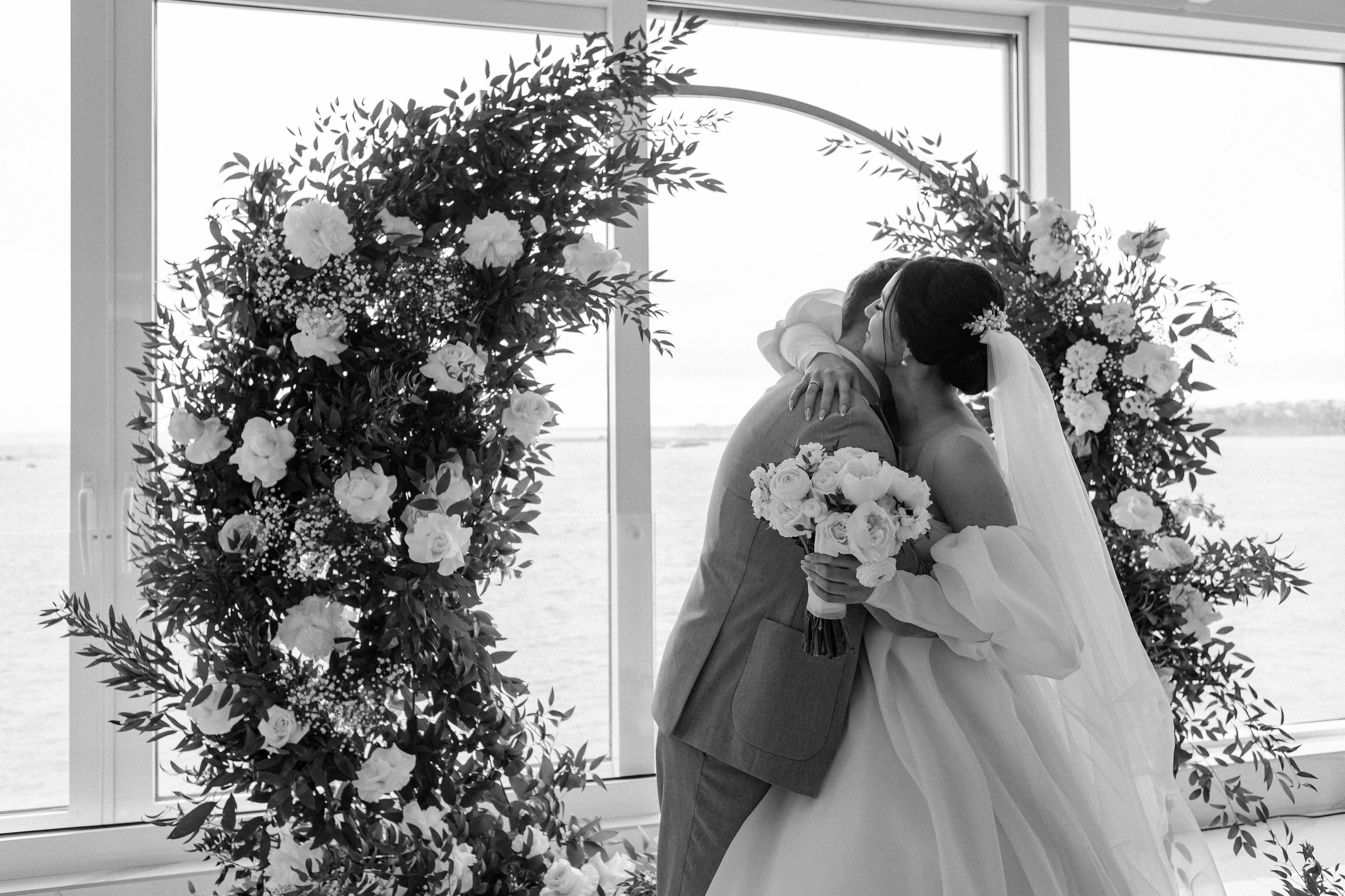 Артём и Анастасия — Анонс свадьбы. Свадебный фотограф, фотосъемка в Крыму, Севастополе, Симферополе, Ялте