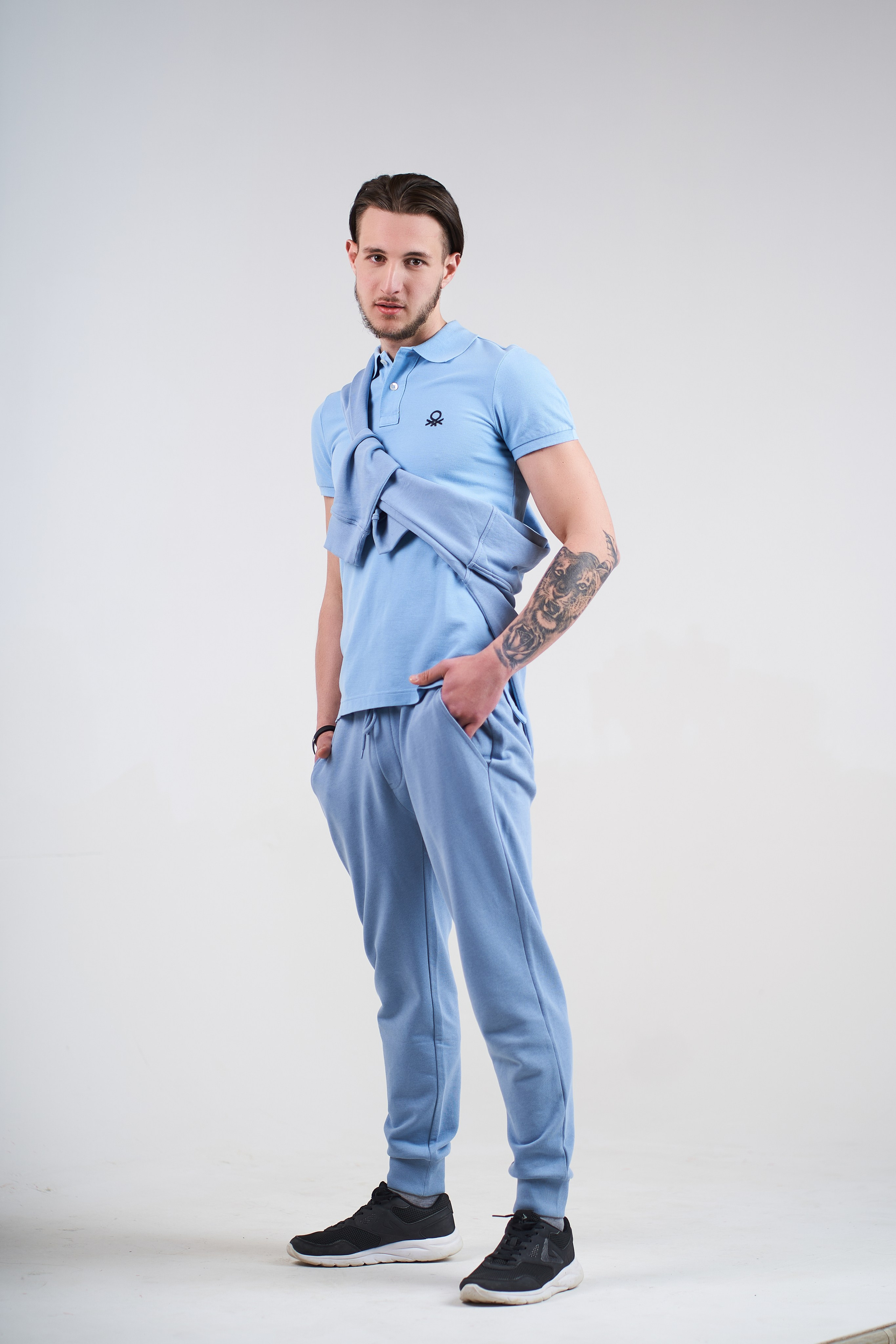 Предметная и фудсъёмка в Москве. Фото для маркетплейсов. Фотограф Петр Анисимов