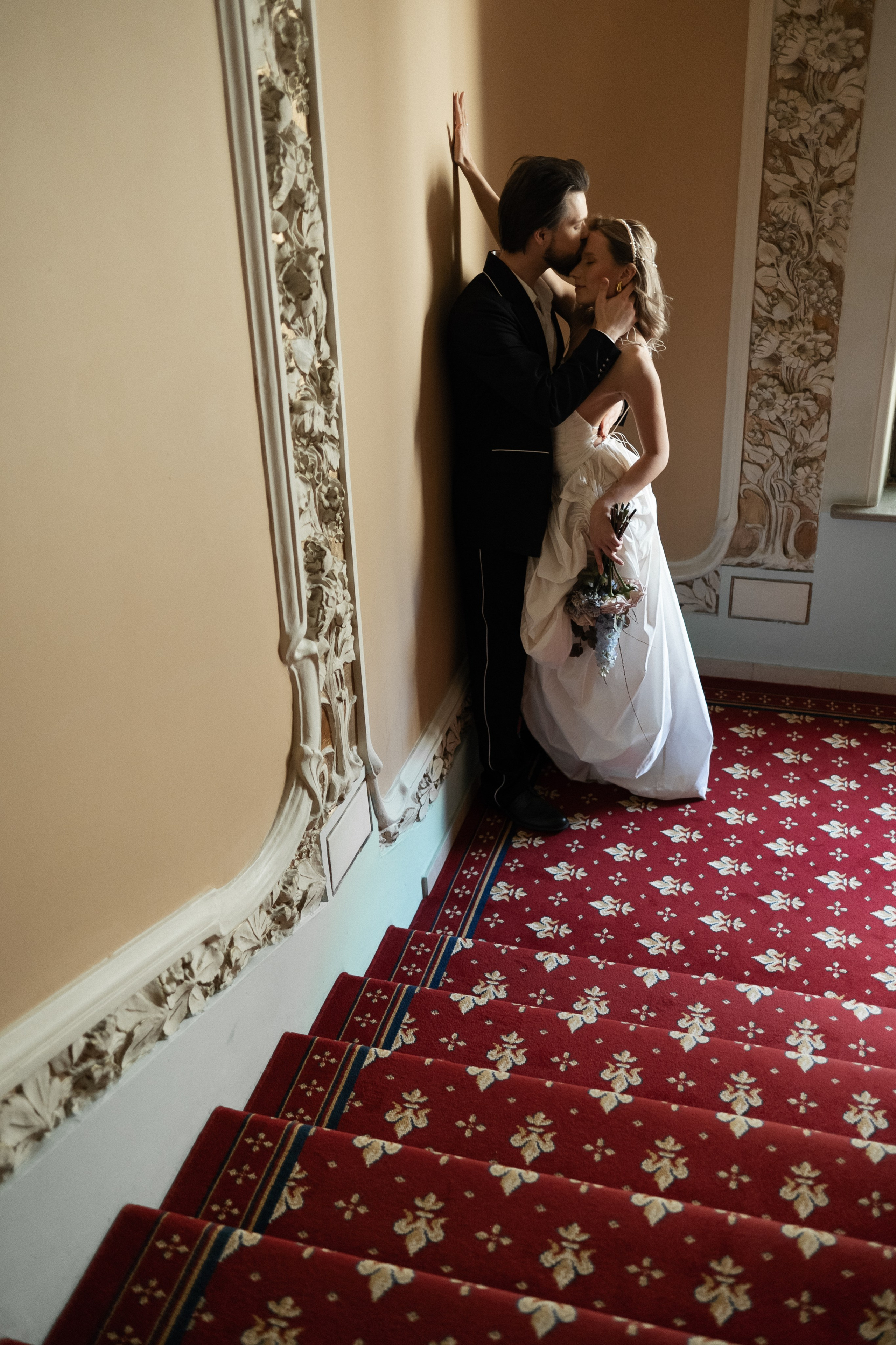 Свадебная фотосессия в гостинице "Националь". Ярослава Ерина — свадебный фотограф в Москве