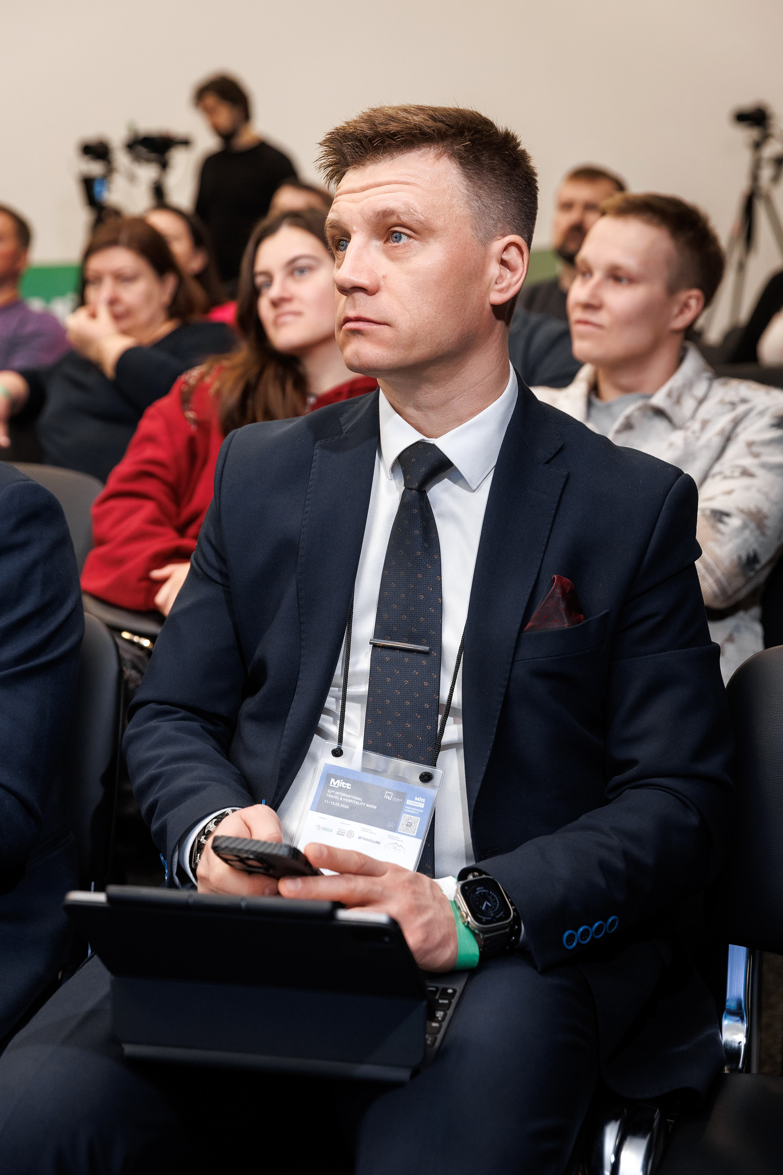 Ассоциация Глэмпингов Mitt