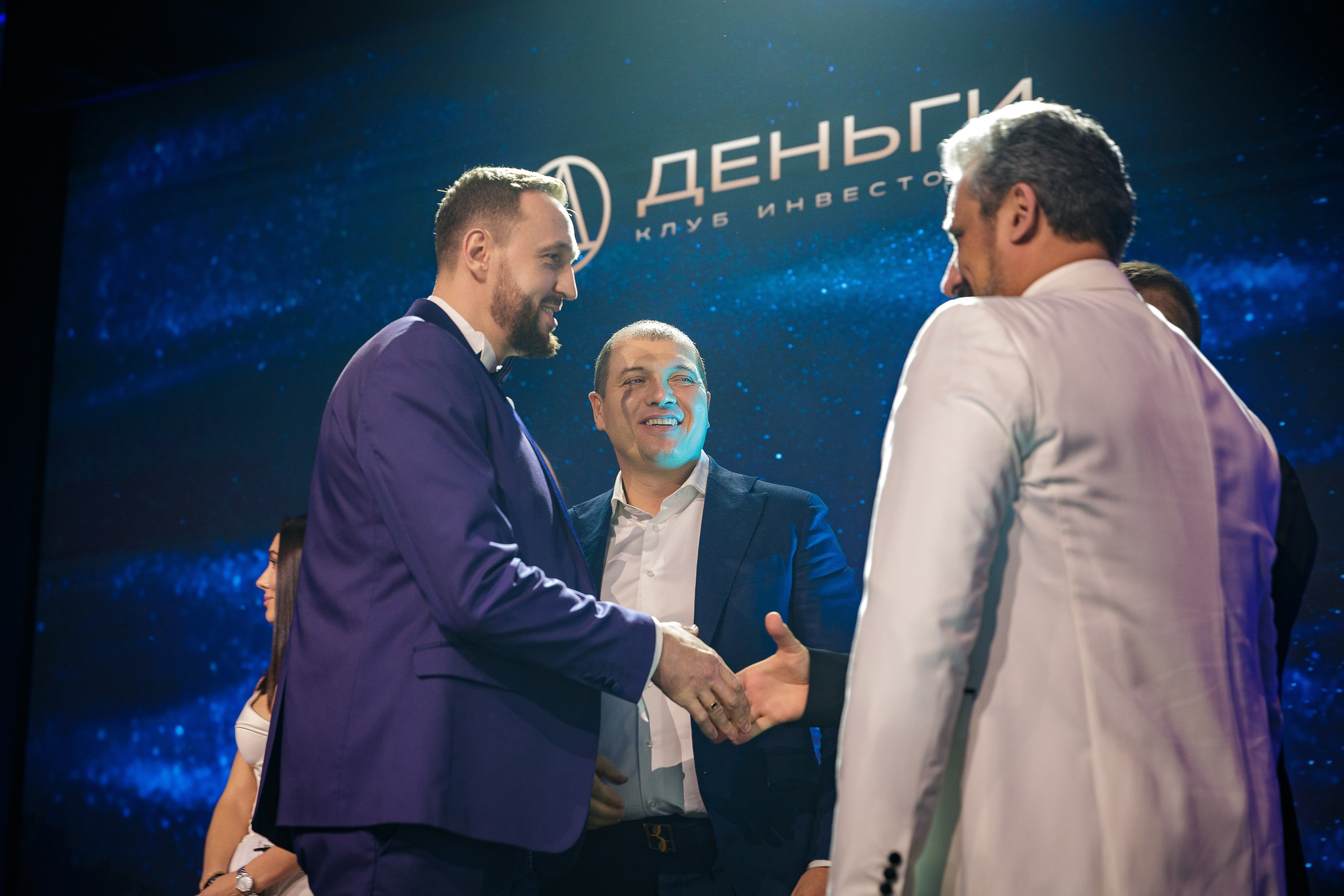 День рождения клуба «Деньги» 6 лет 2025. Репортажный Фотограф Александр Назаров. Москва и М.О