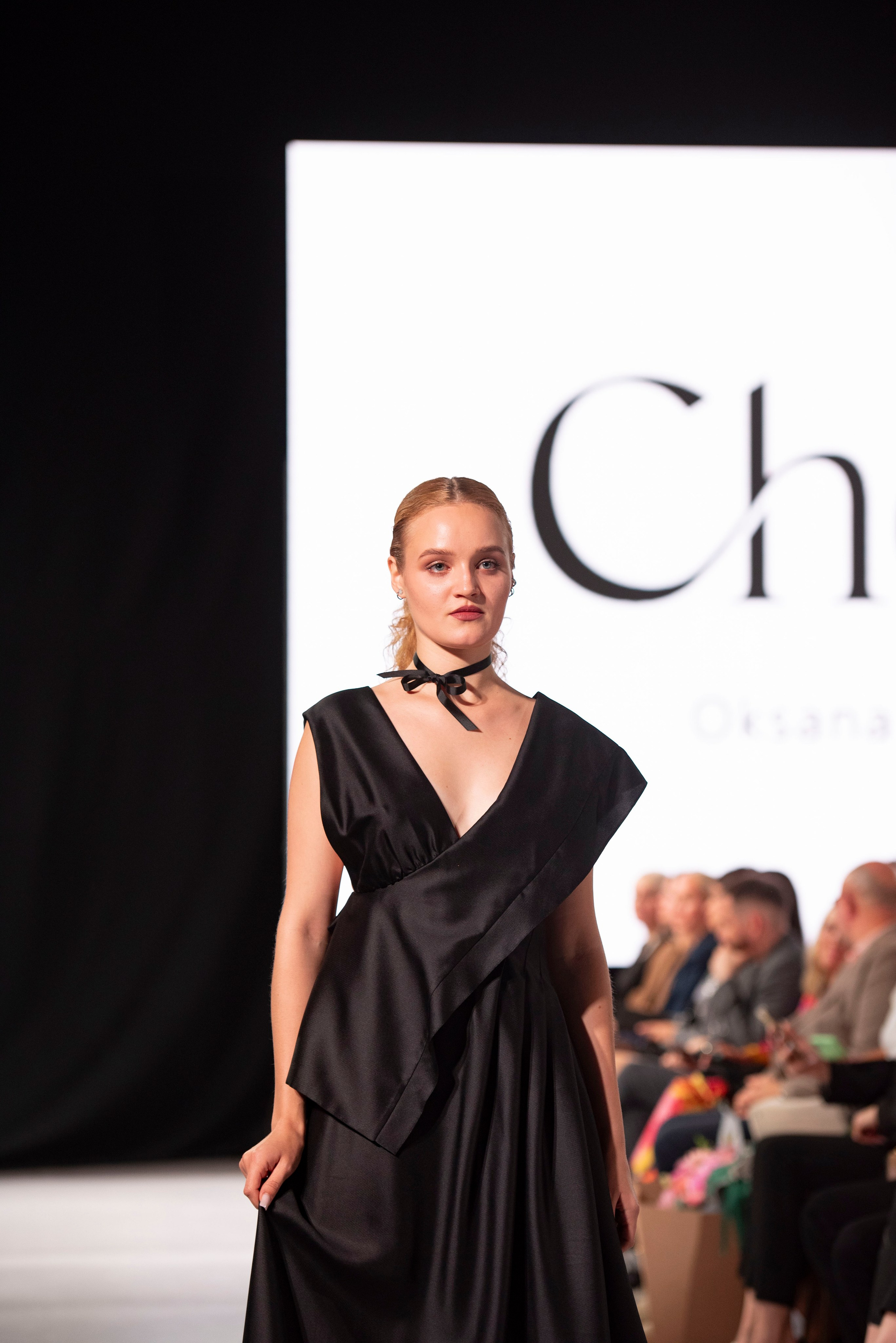 Фотограф на модельный показ. Свадебный, семейный, фэшн фотограф, школьный фотограф в Сочи